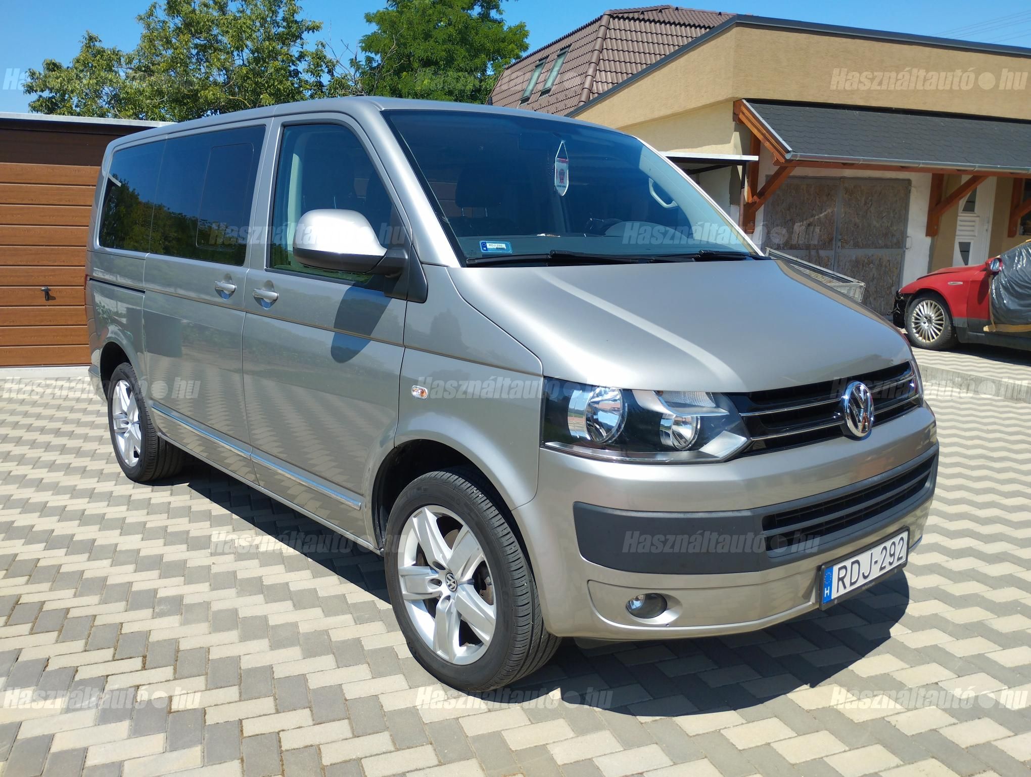 VOLKSWAGEN CARAVELLE 2015/8 - 1