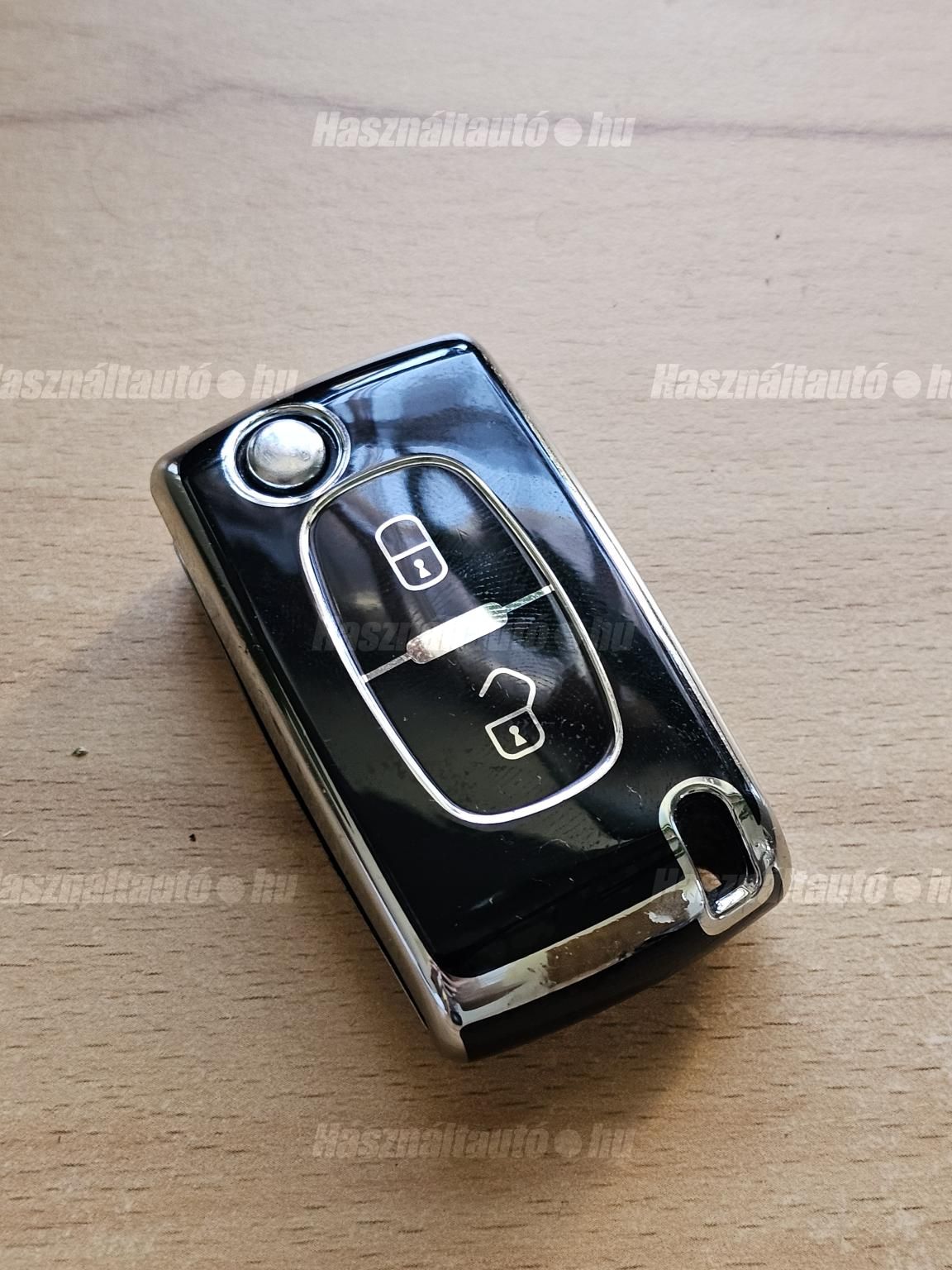PEUGEOT 307 2007/8 - 1