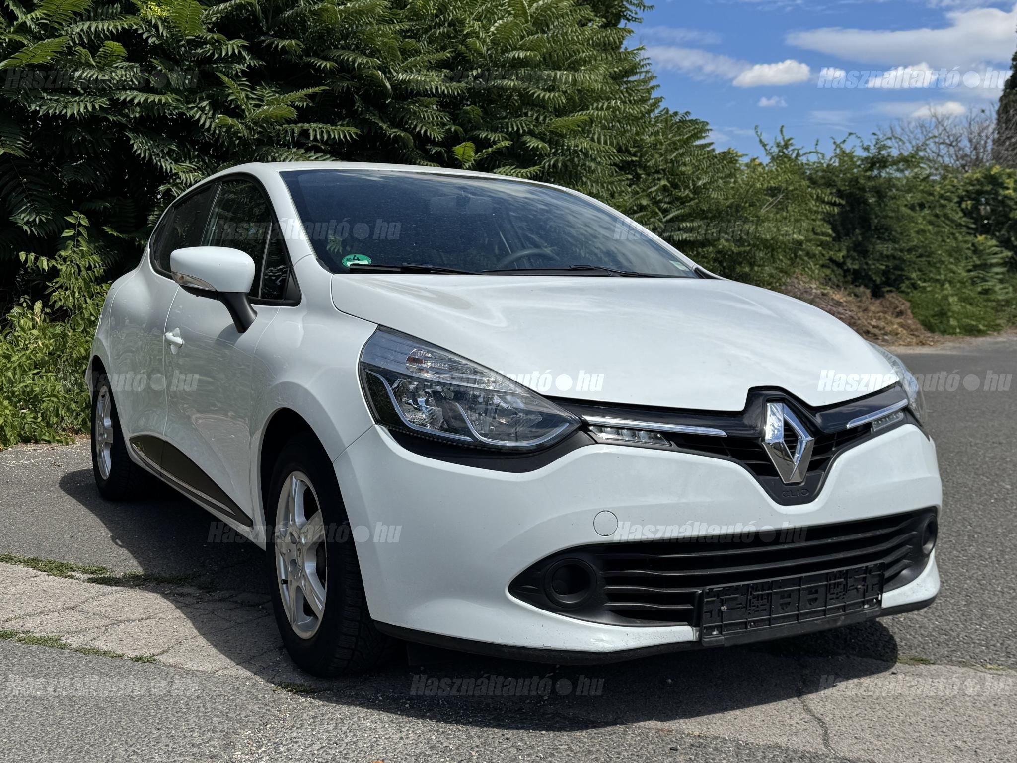RENAULT CLIO 2014/9 - 1