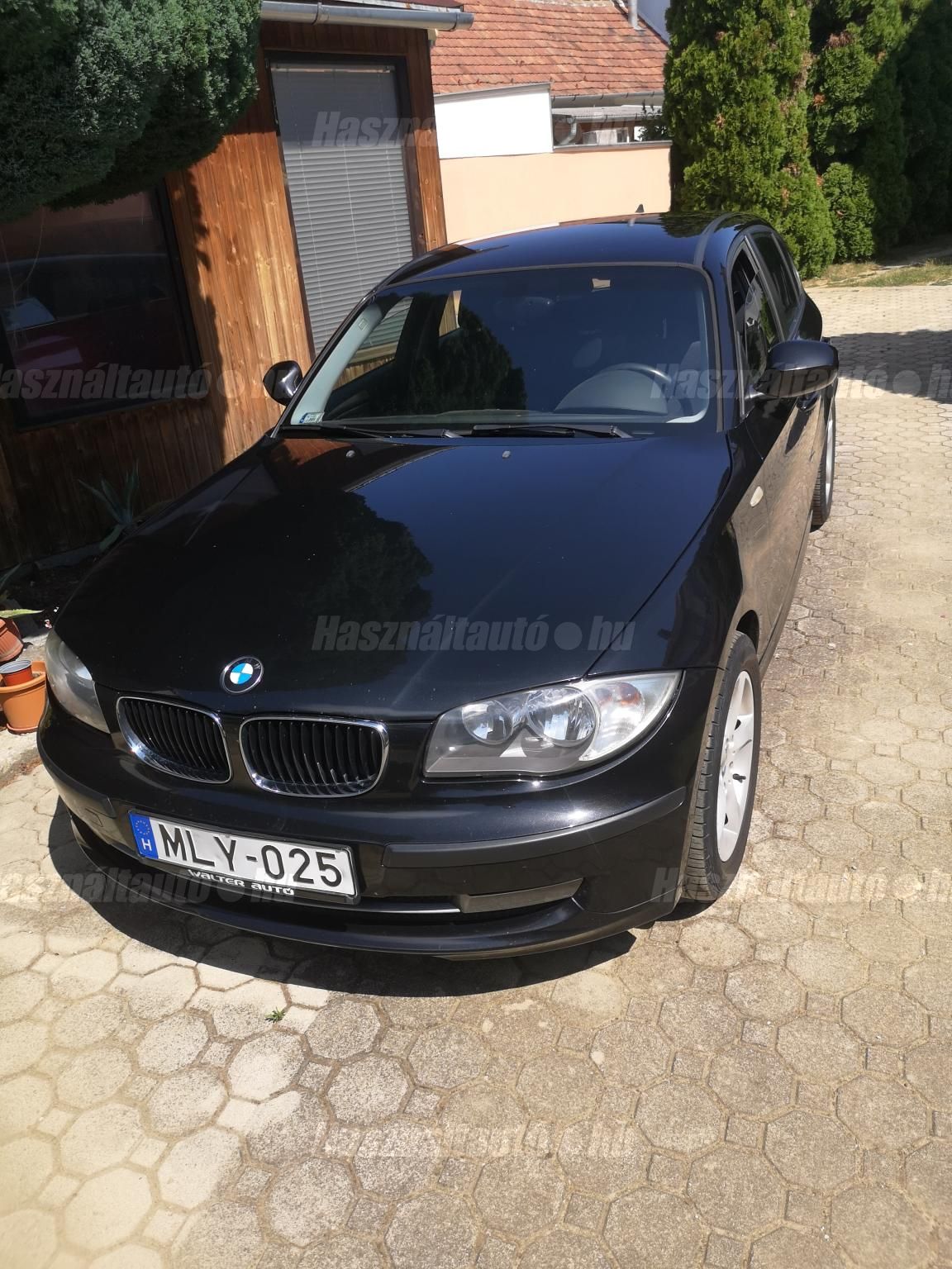 BMW 118 2010/2 - 1