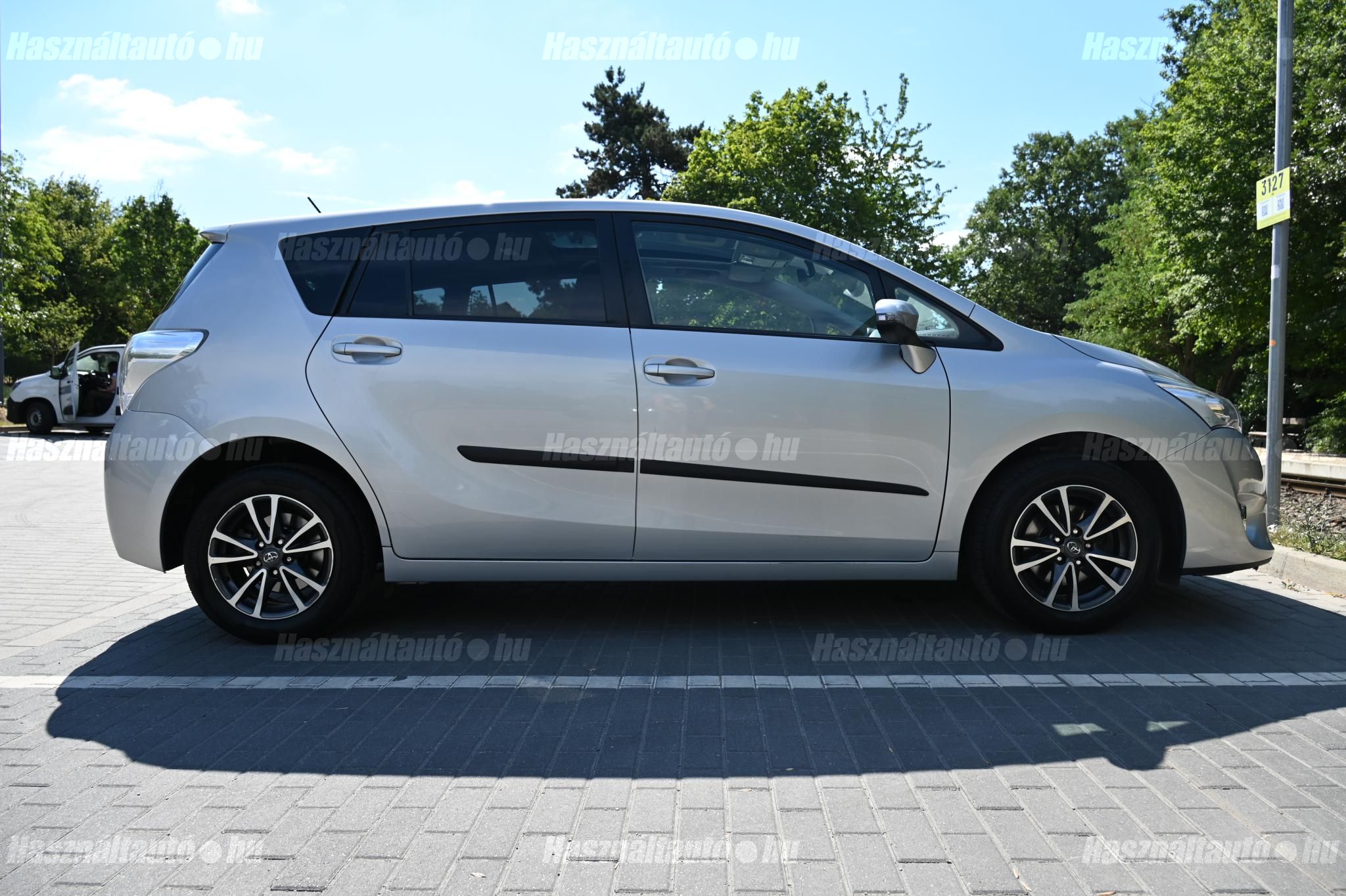 TOYOTA VERSO 2013/11 - 1