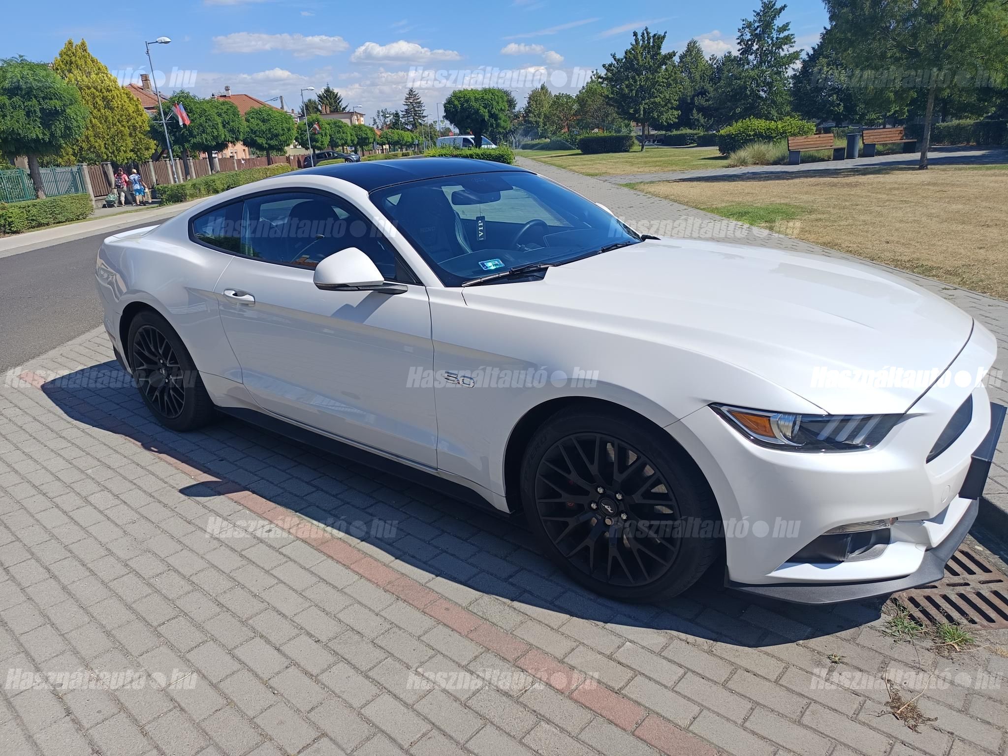 FORD MUSTANG 2017/6 - 1