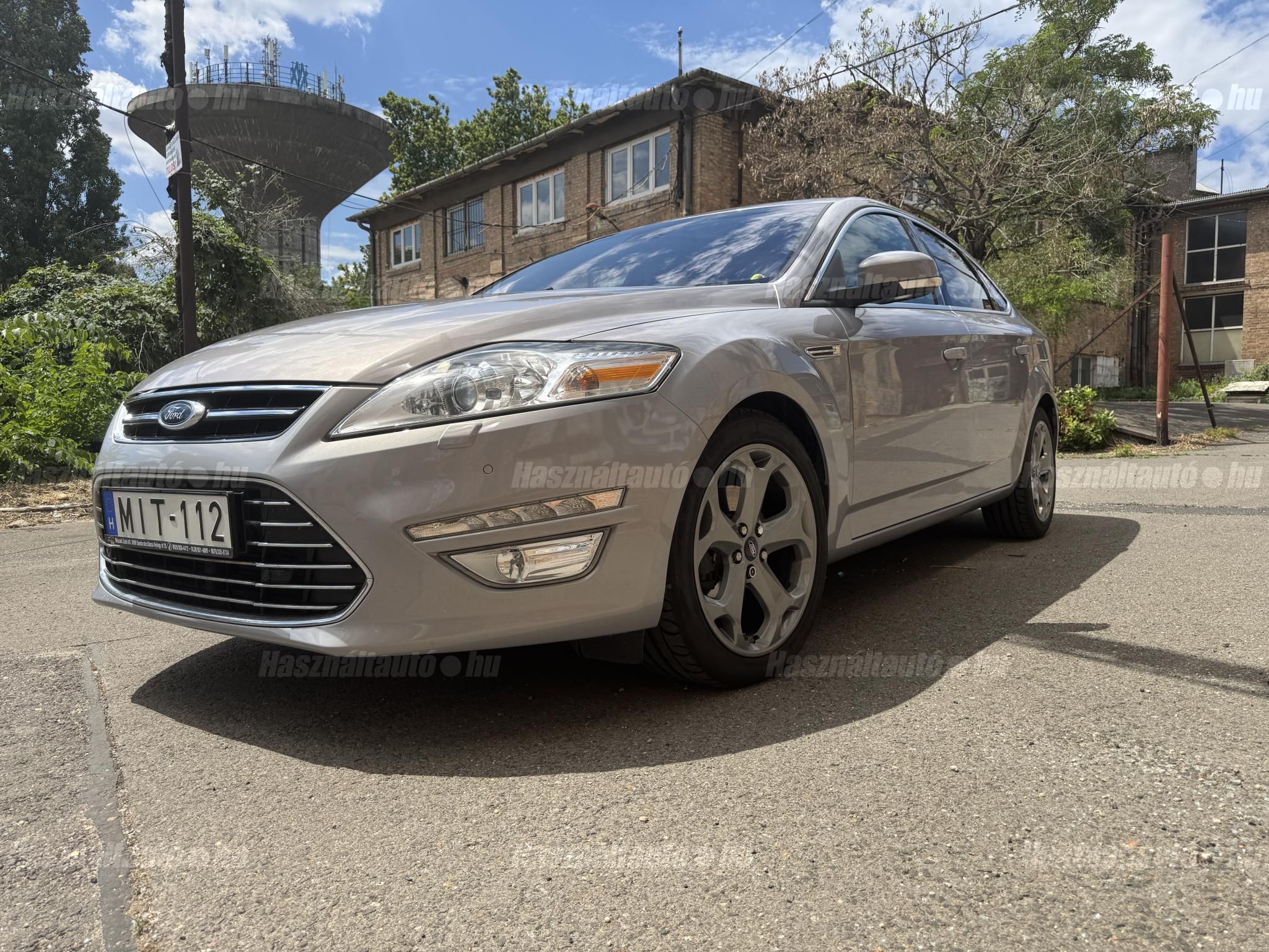 FORD MONDEO 2013/6 - 1
