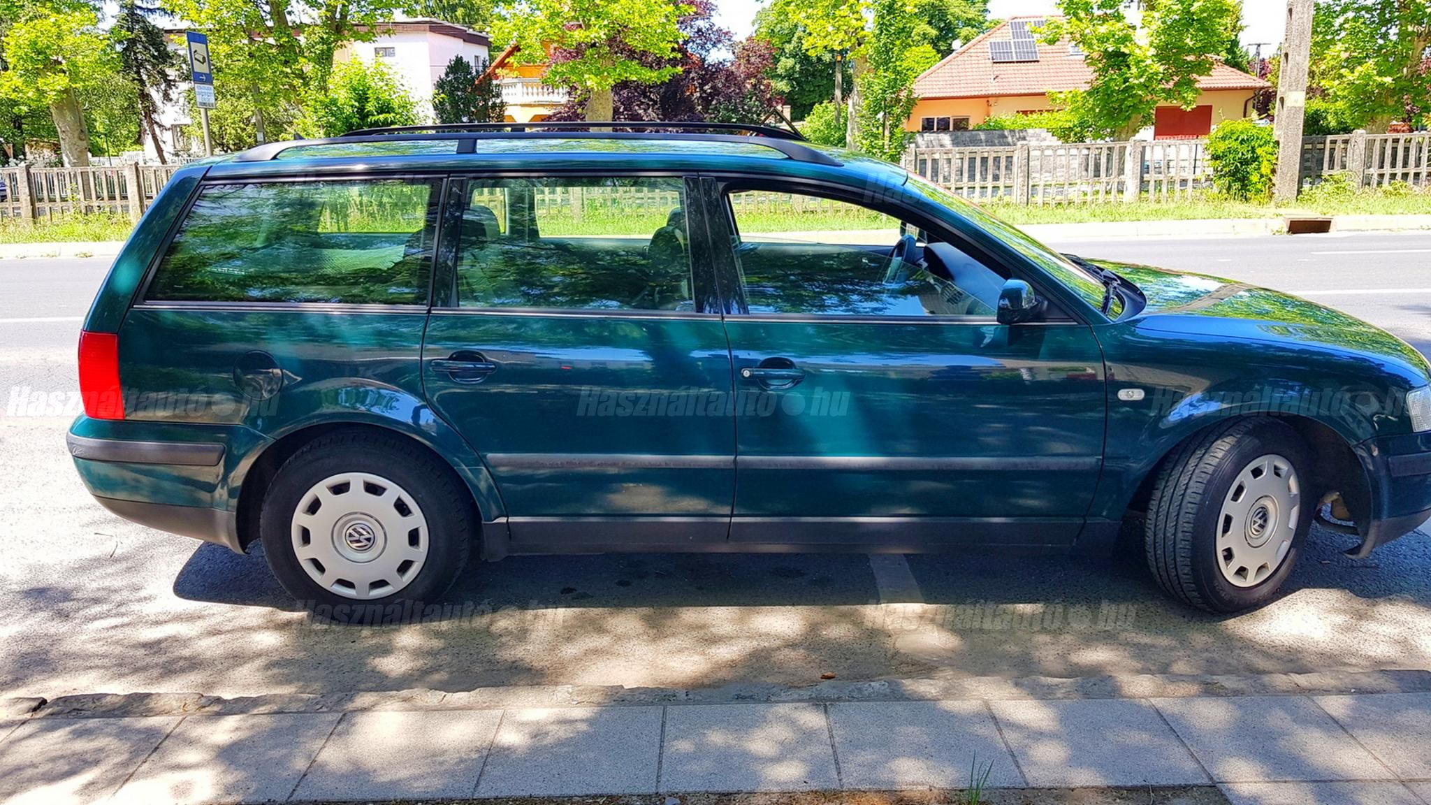 VOLKSWAGEN PASSAT V 2000/12 - 1