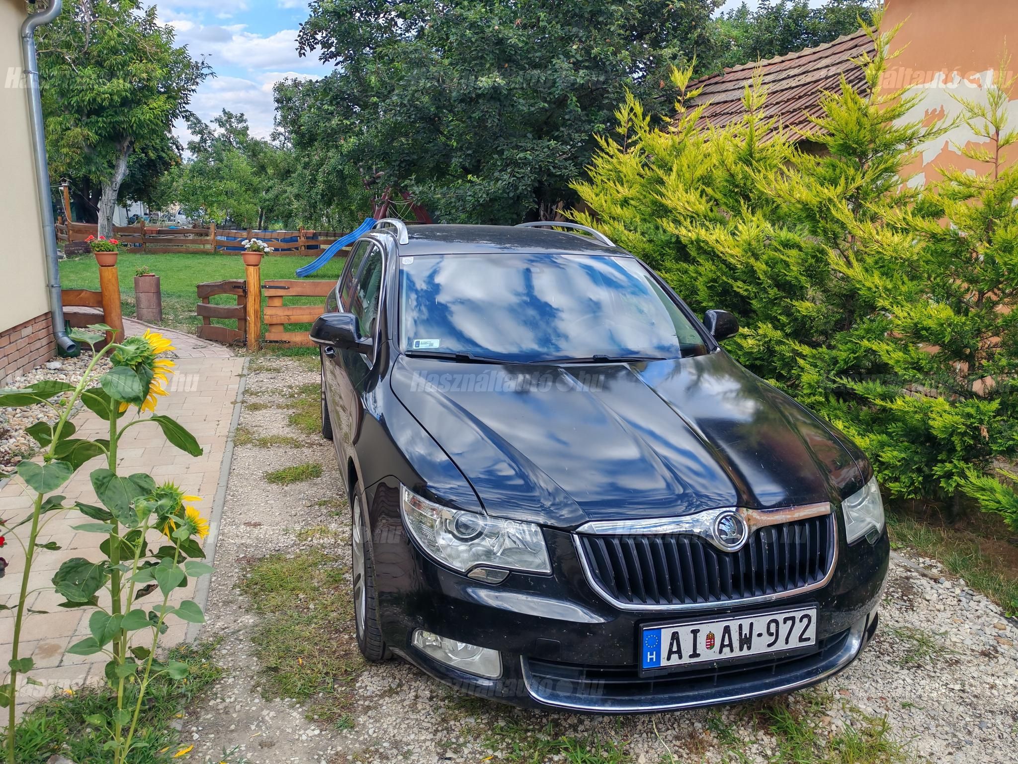 SKODA SUPERB 2011/6 - 1