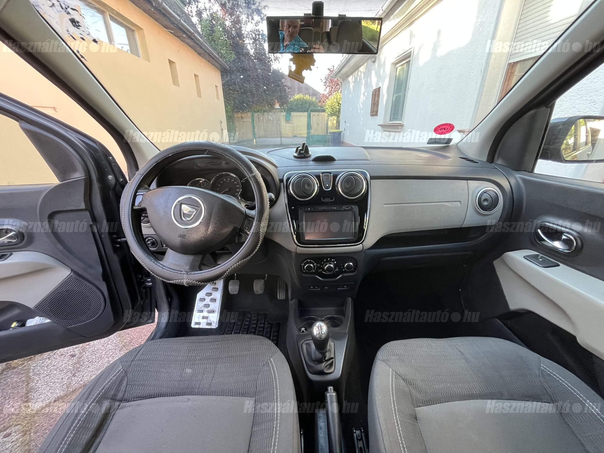 DACIA LODGY 2015/2 - 1