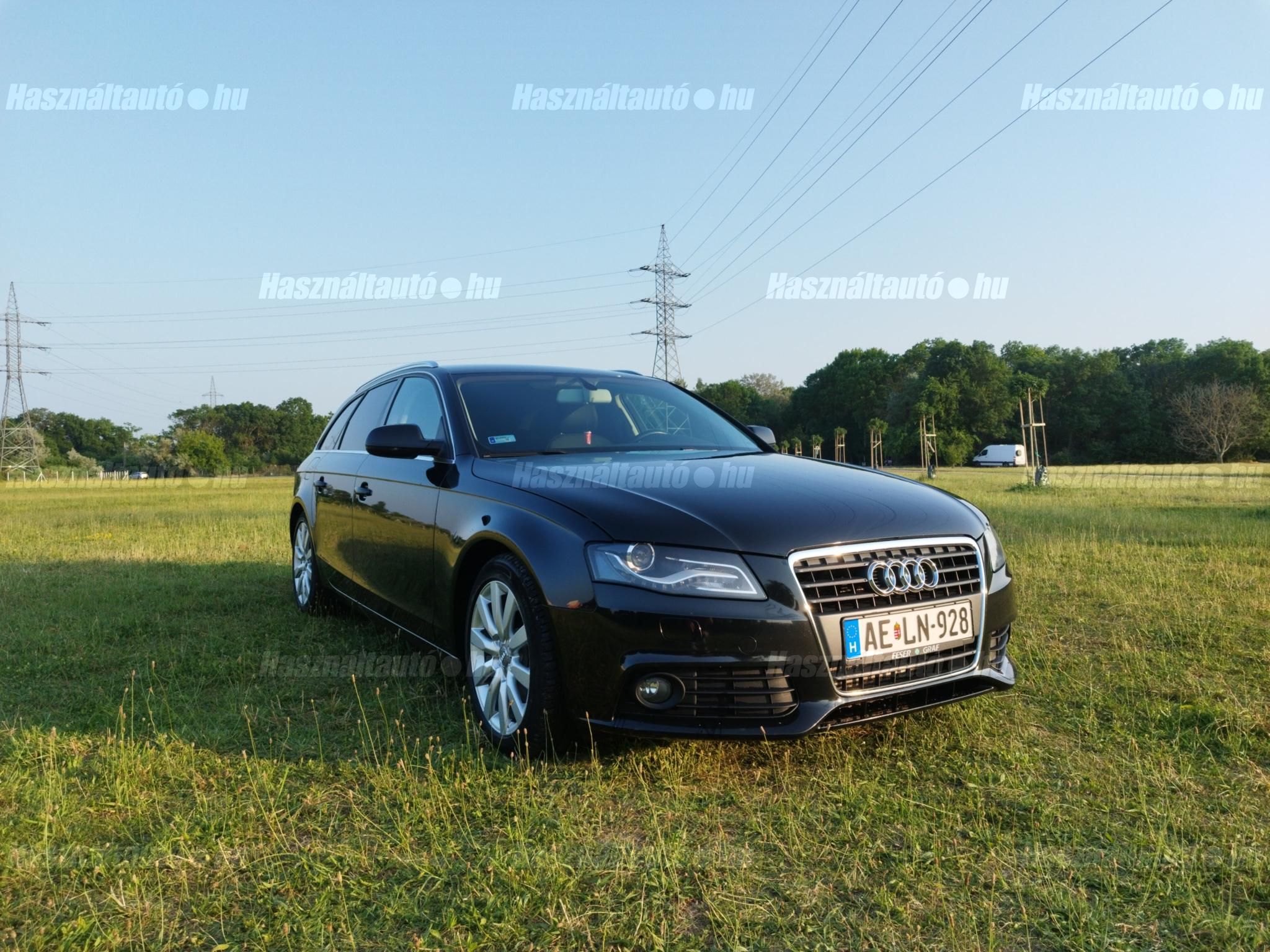 AUDI A4 2011/8 - 1