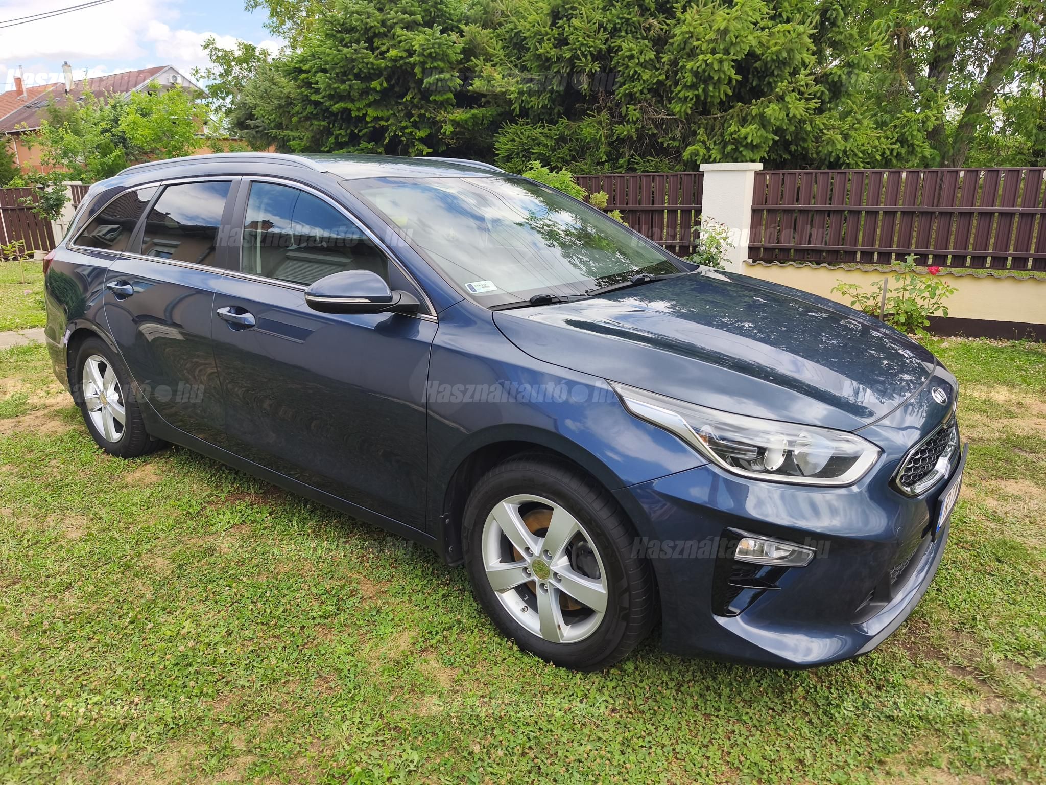 KIA CEE'D 2019/10 - 1