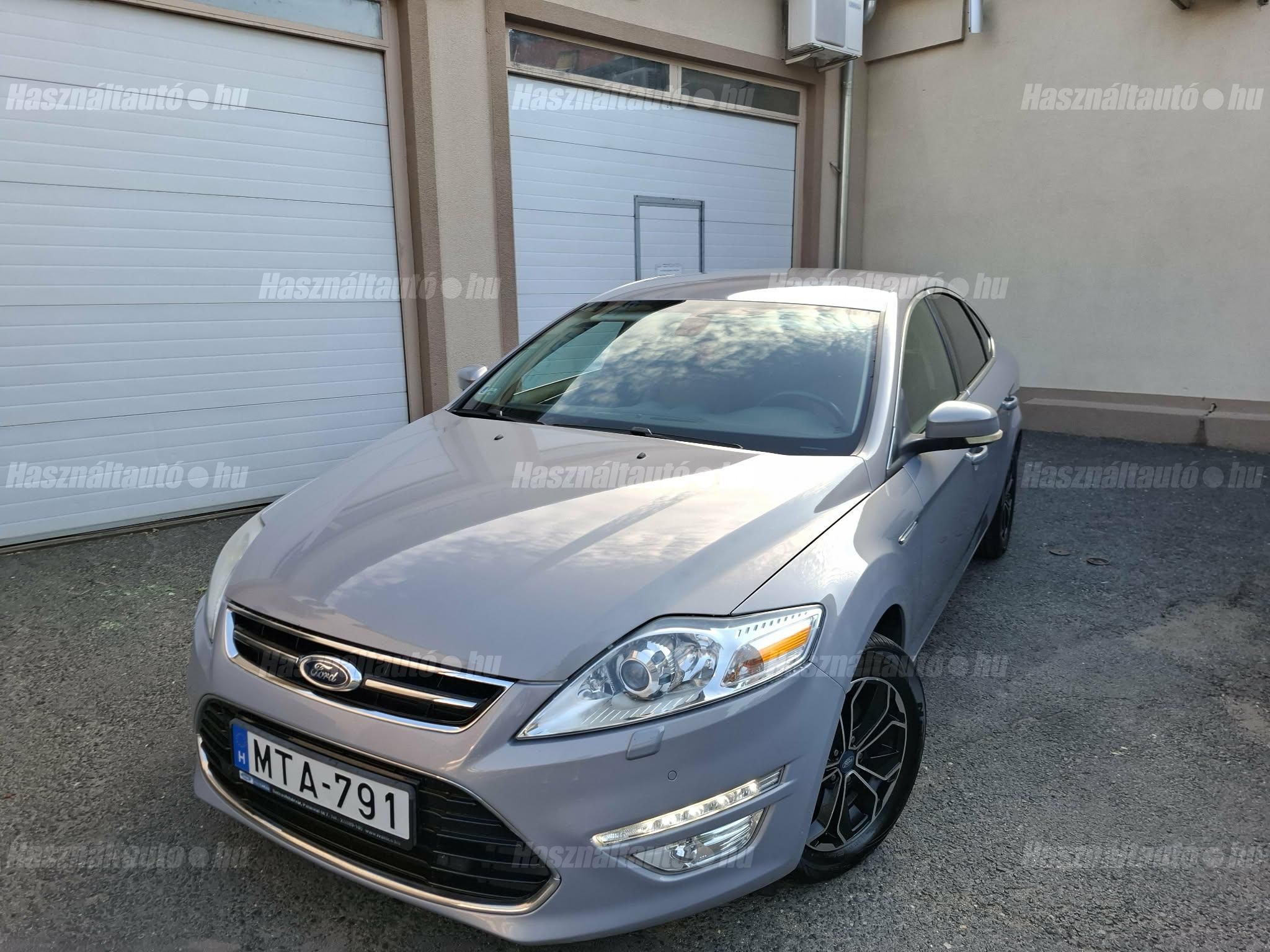 FORD MONDEO 2014/5 - 1