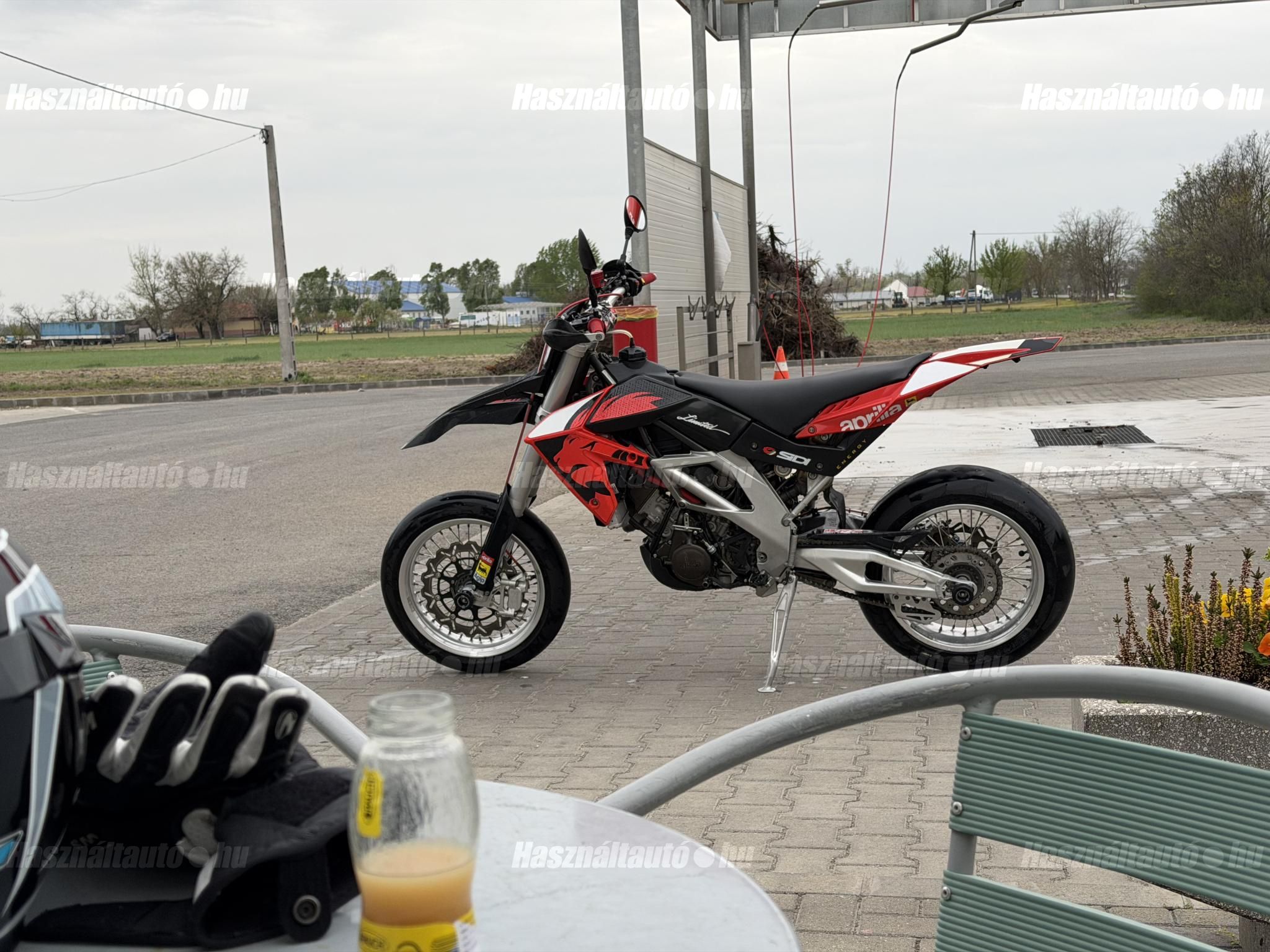 APRILIA SXV 5.5 2007/5 - 1