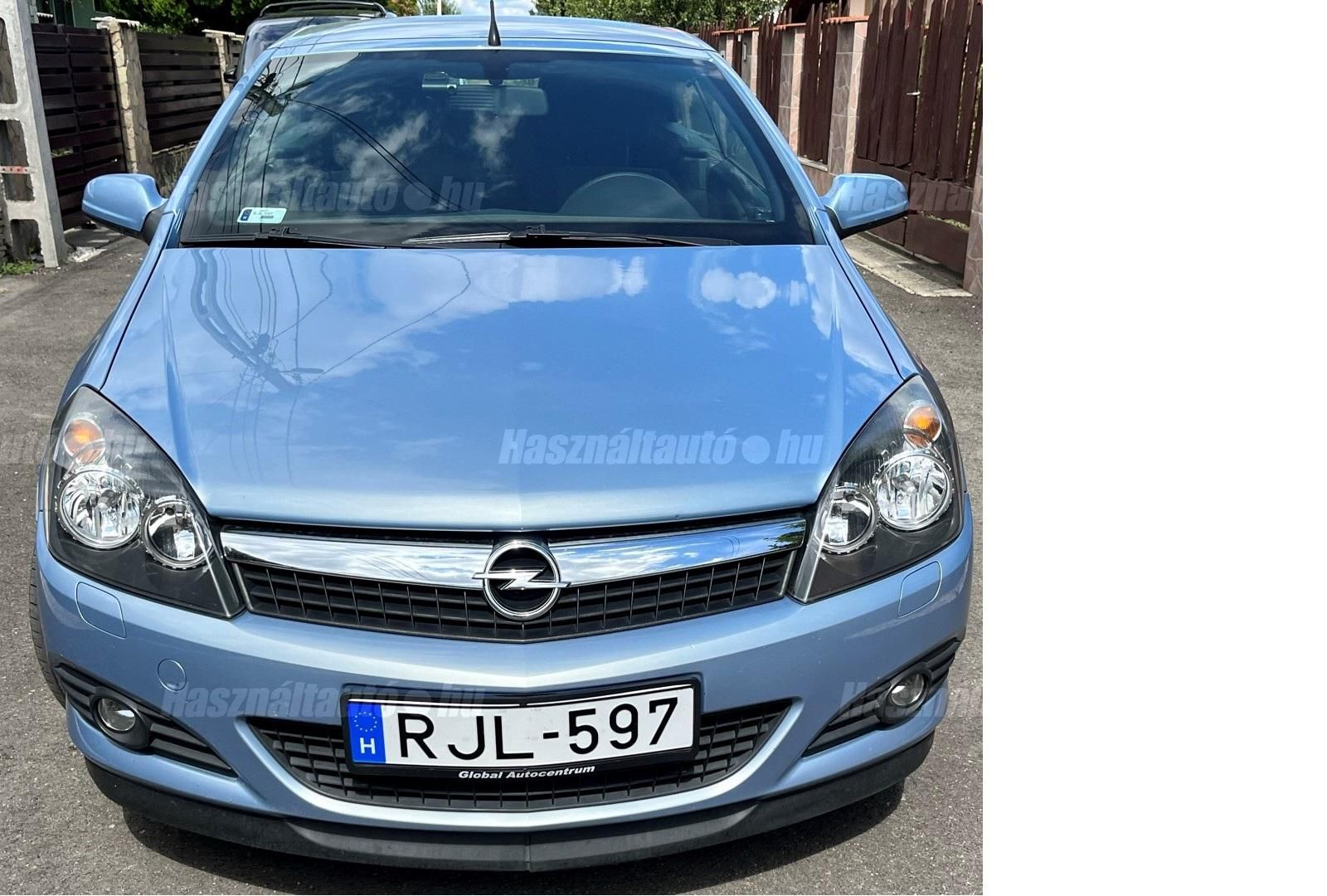 OPEL ASTRA H 2006/6 - 1