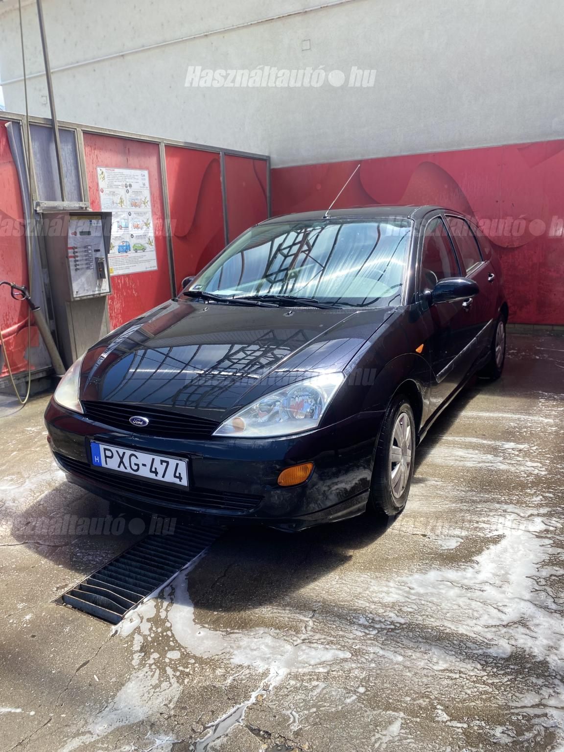 FORD FOCUS 2000 - 1