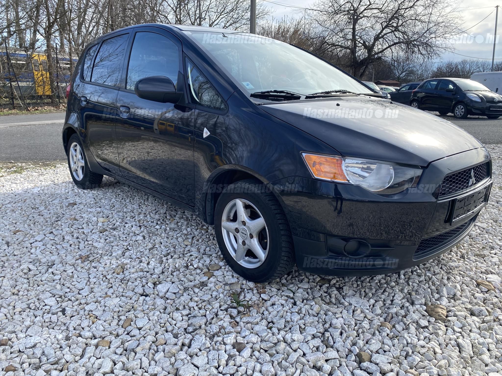 MITSUBISHI COLT 2011/1 - 1