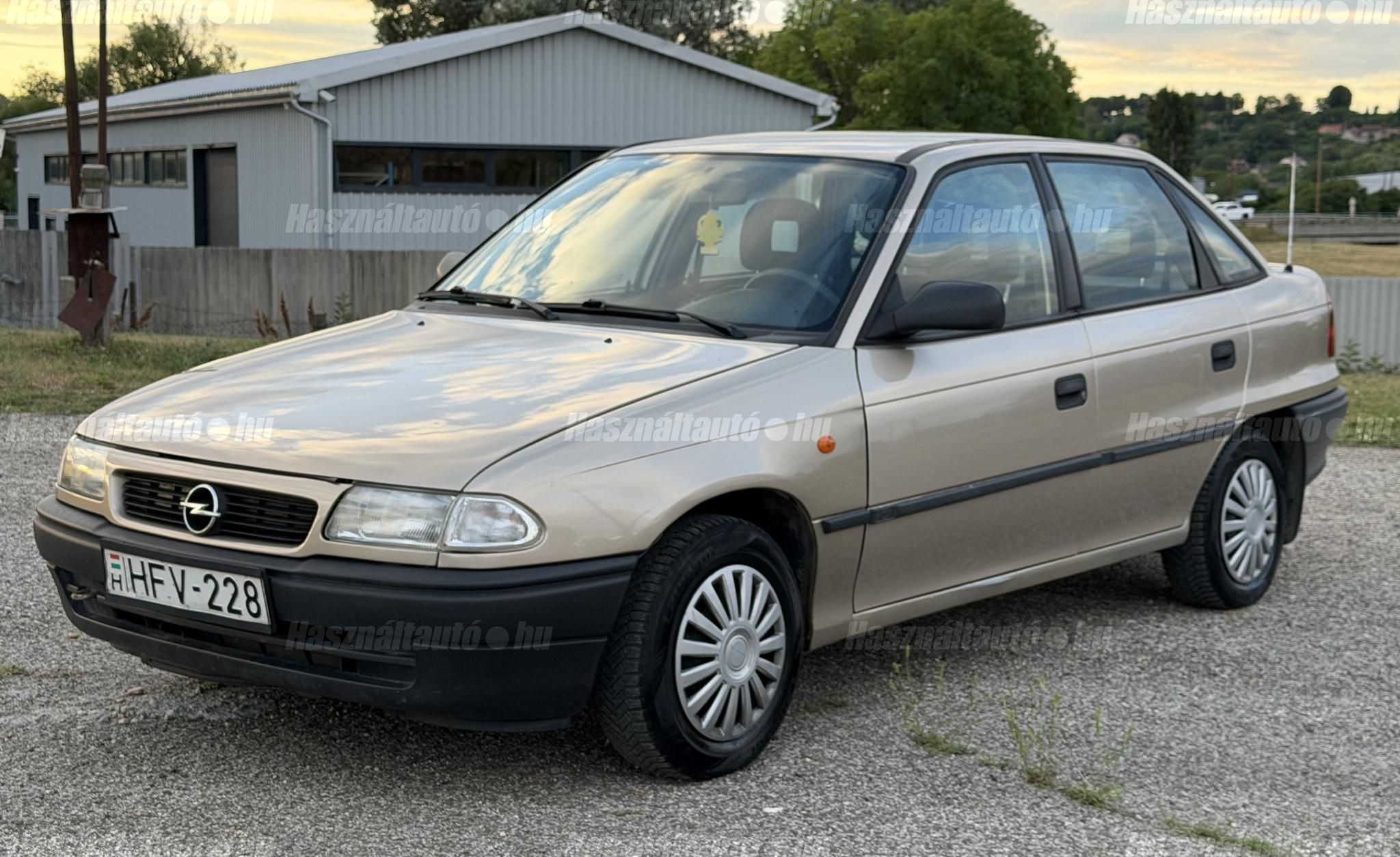 OPEL ASTRA F 2001 - 1