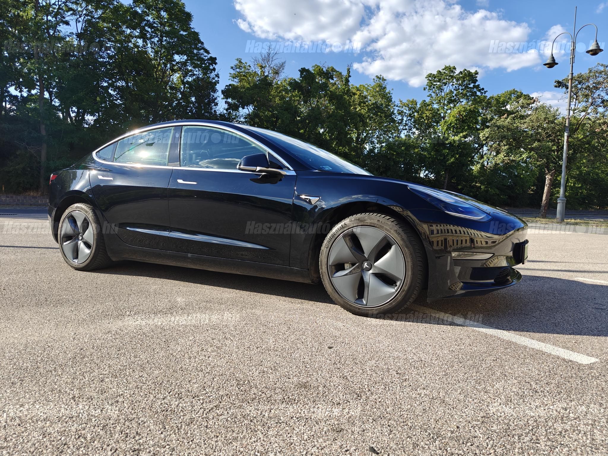 TESLA MODEL 3 2019/2 - 1