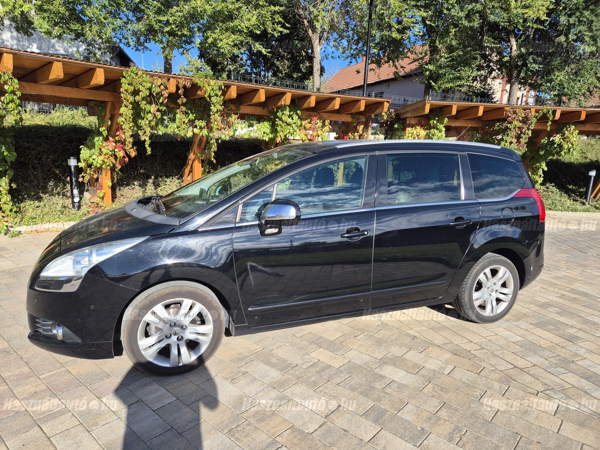 PEUGEOT 5008 2012/6 - 1