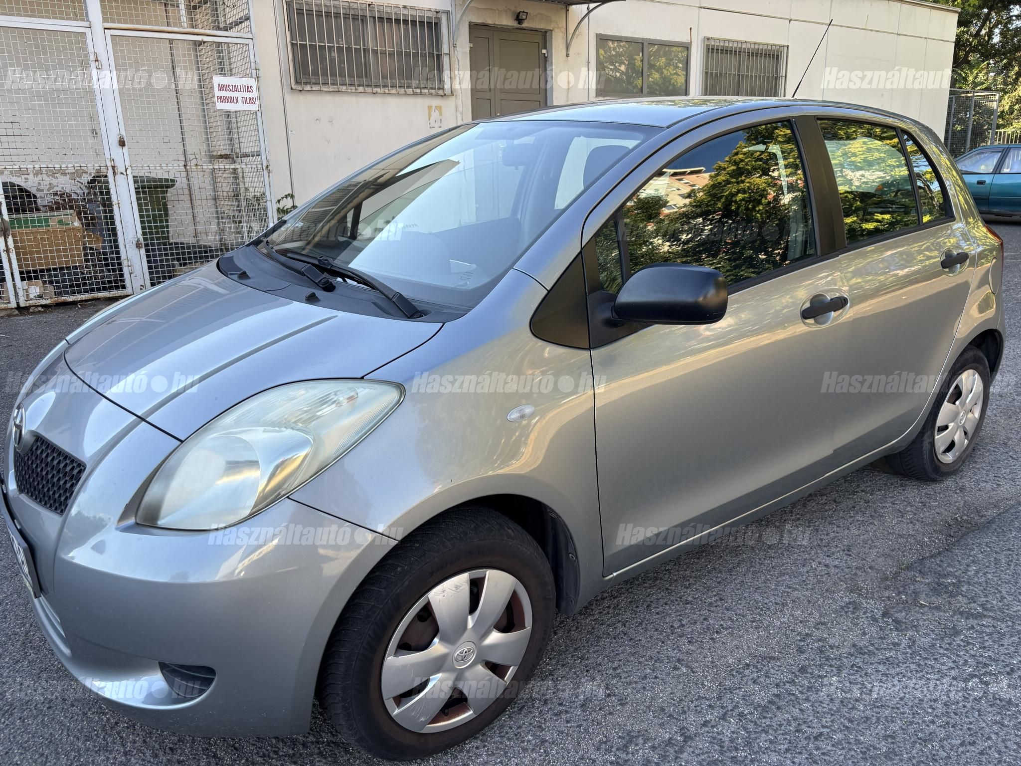 TOYOTA YARIS 2006/11 - 1