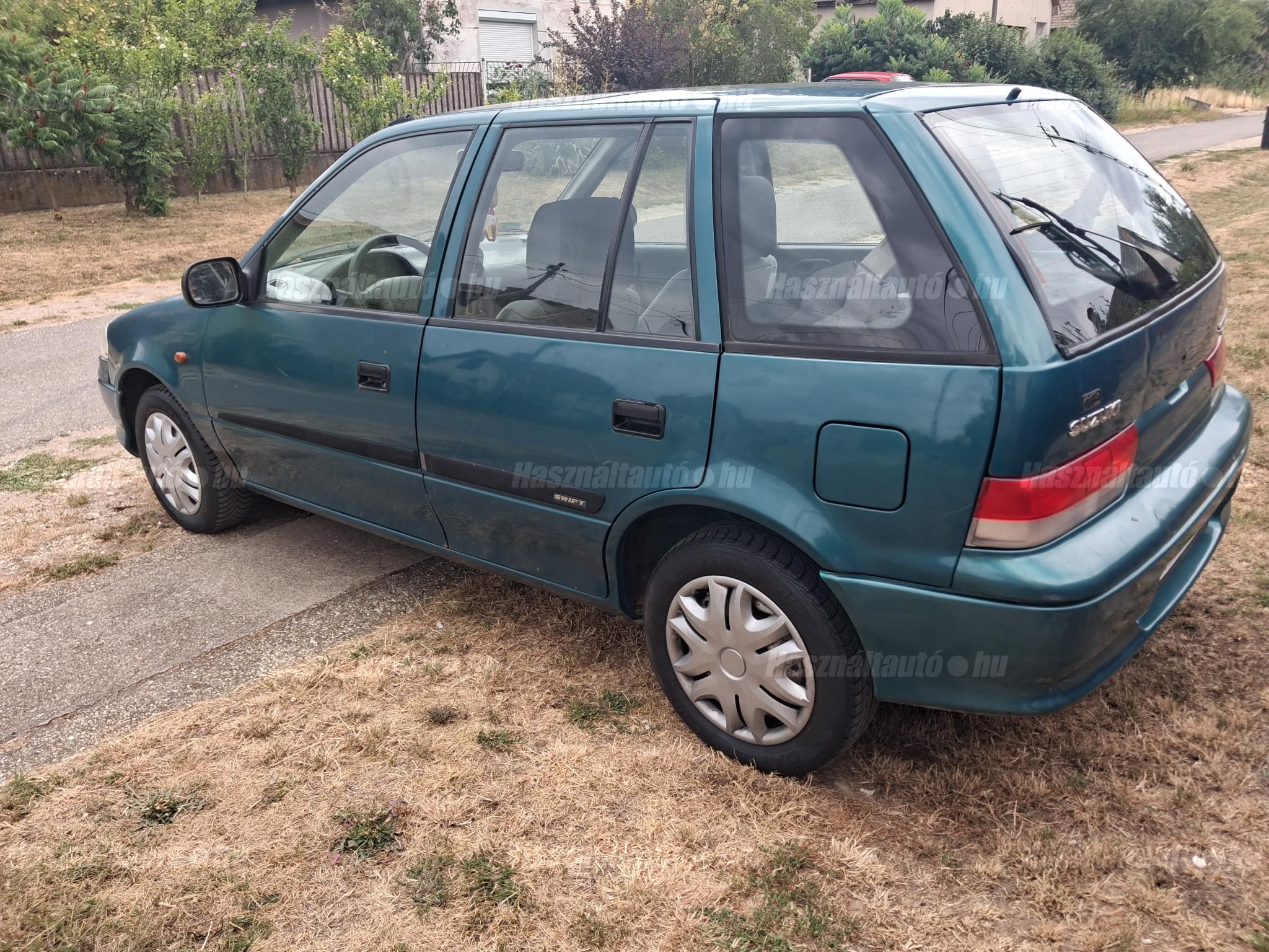 SUZUKI SWIFT 2003 - 1