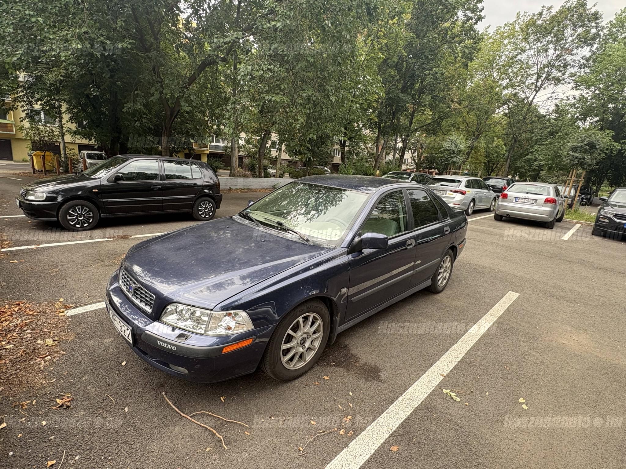 VOLVO S40 2004 - 1
