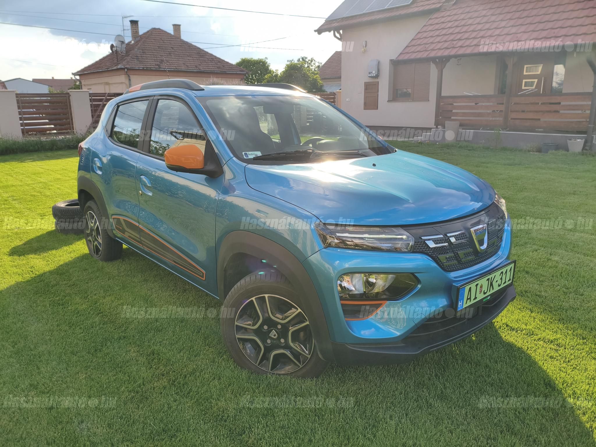DACIA SPRING 2022/8 - 1