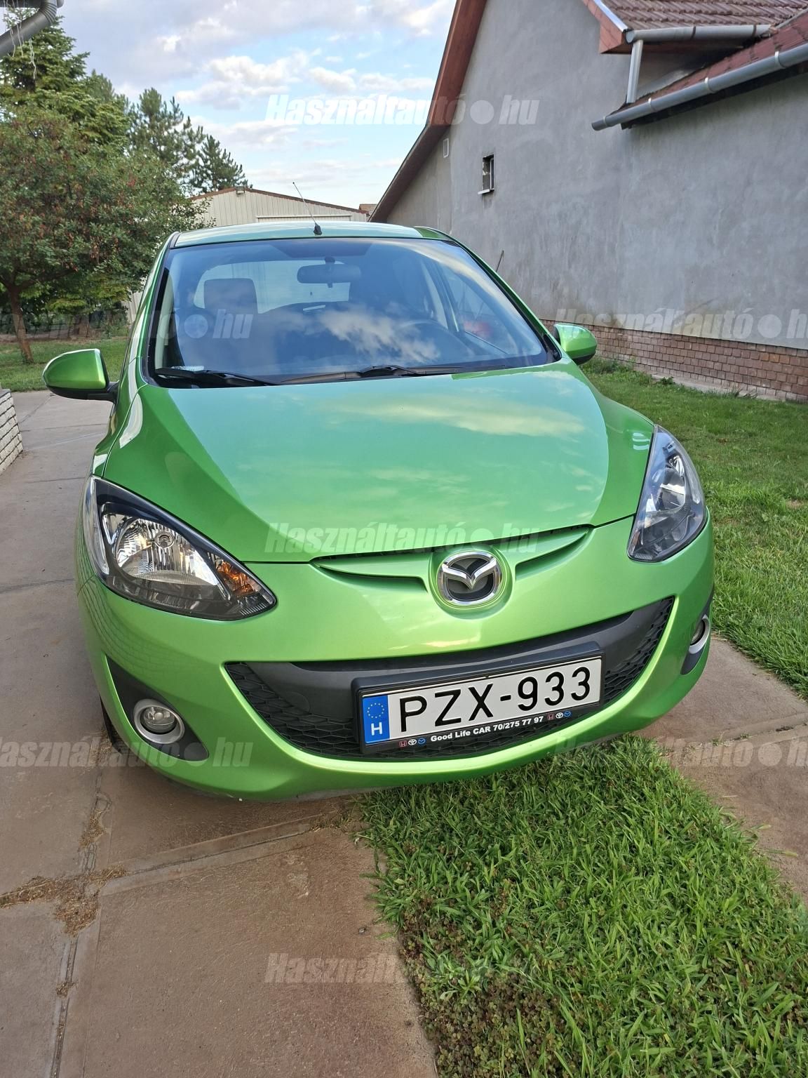 MAZDA 2 2012/3 - 1