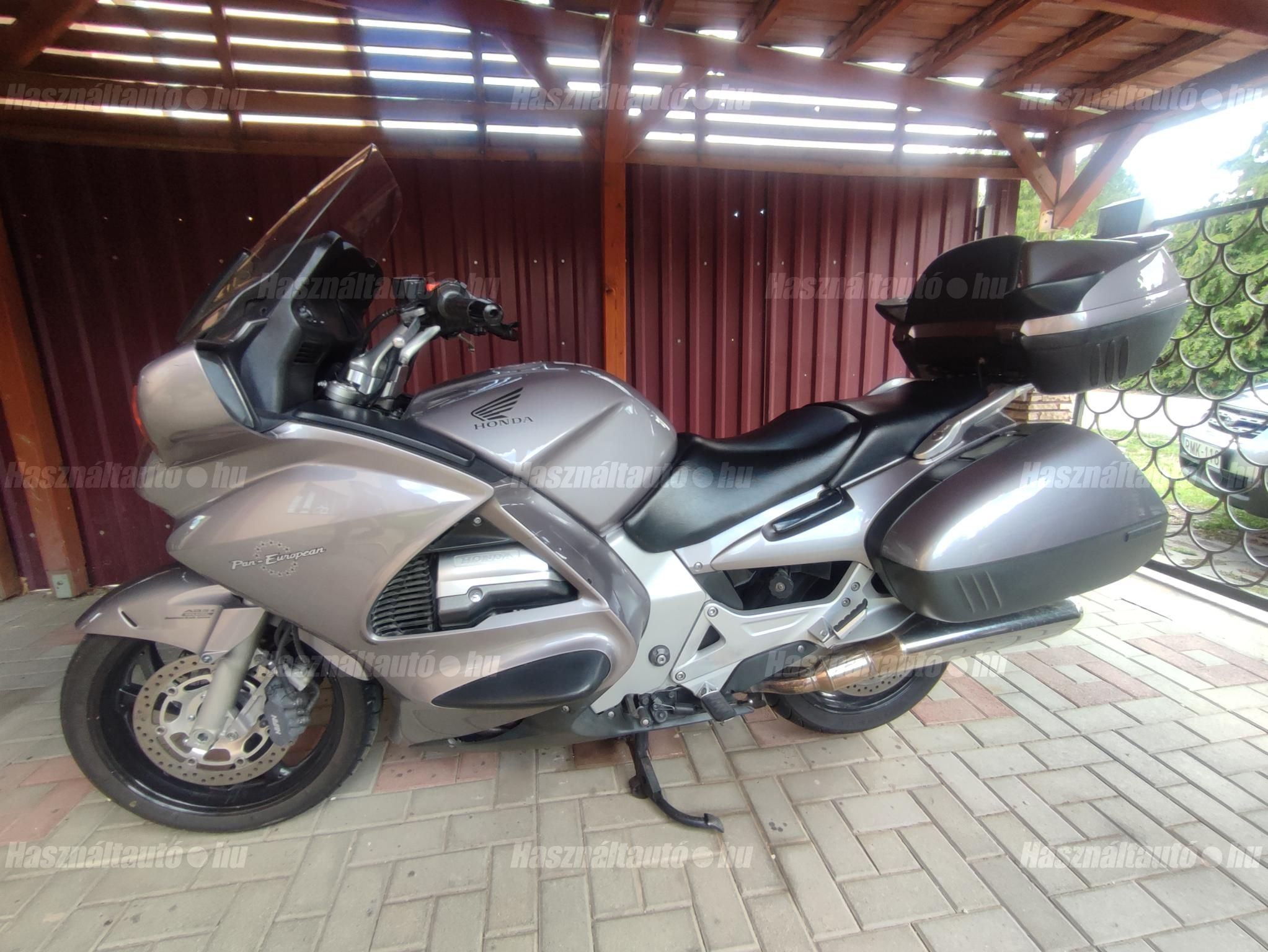 HONDA ST 1300 PAN EUROPEAN 2003/7 - 1
