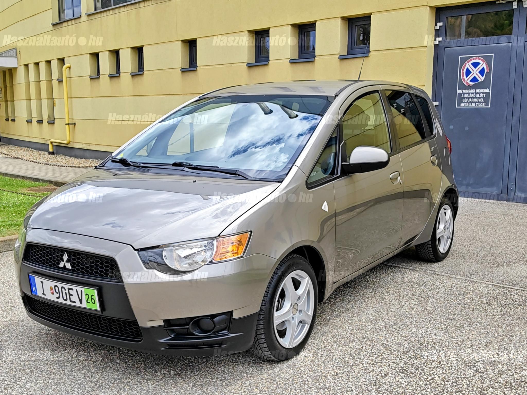 MITSUBISHI COLT 2011/1 - 1