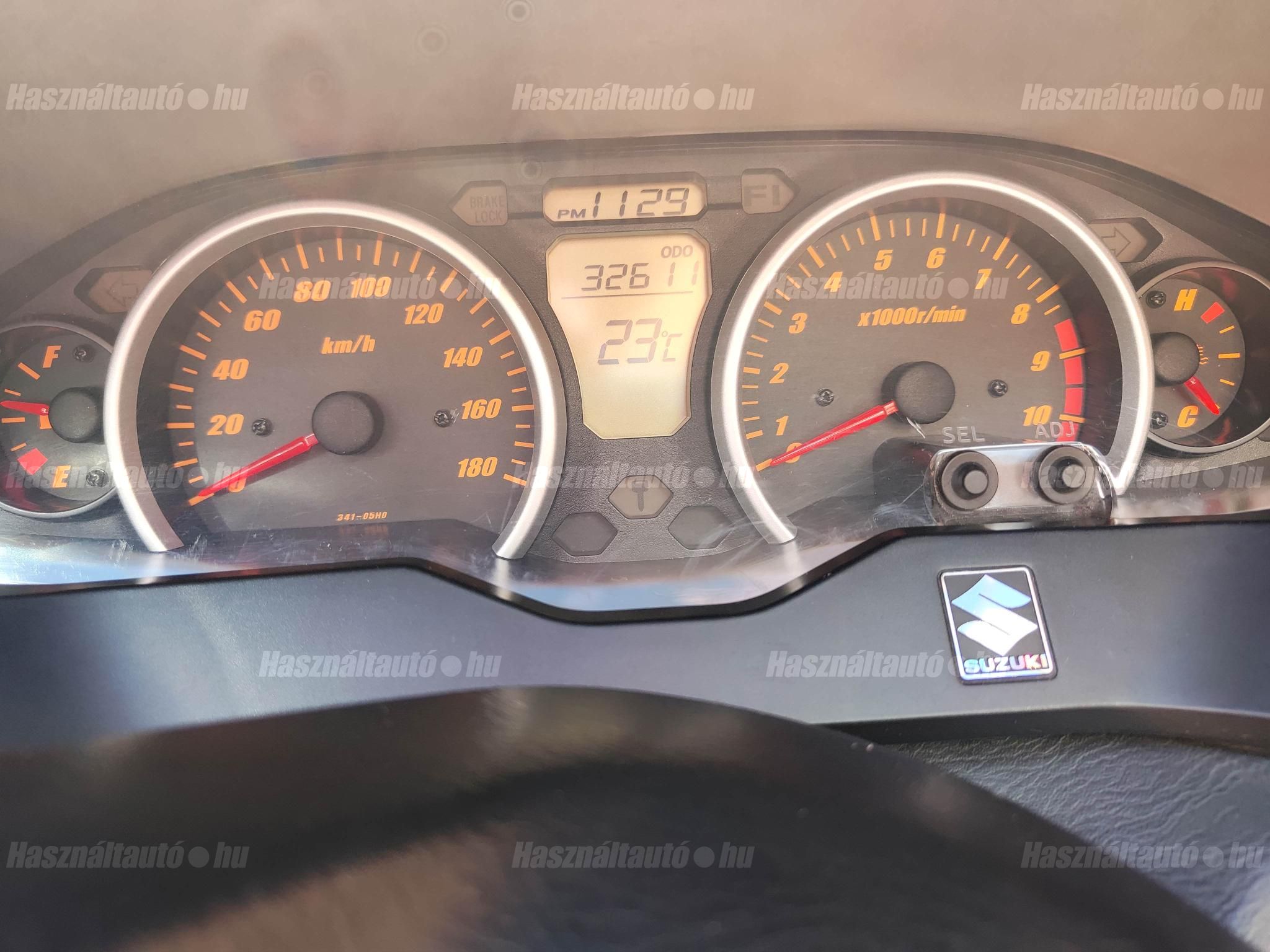 SUZUKI AN 400 BURGMAN 2011/1 - 1