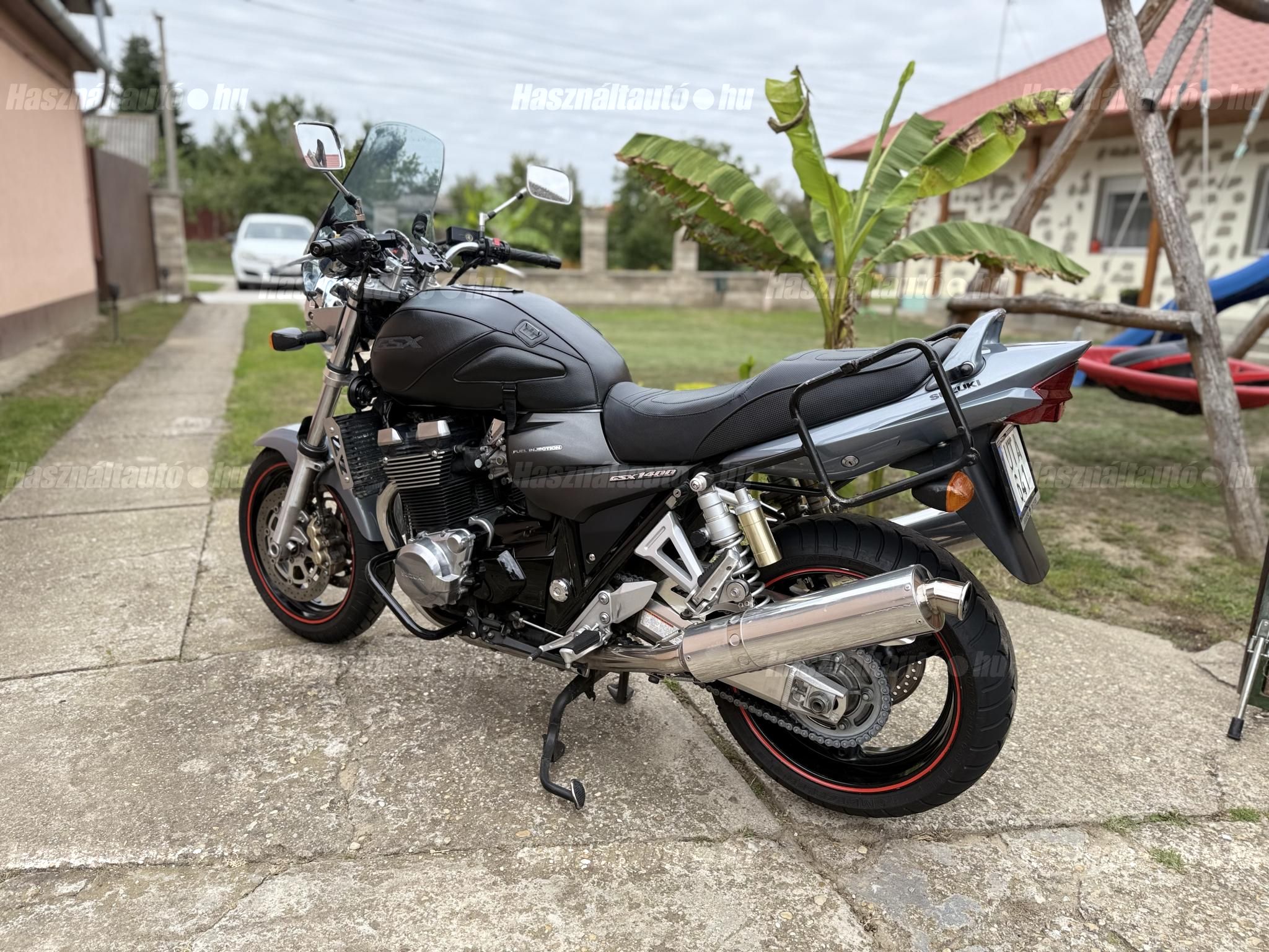 SUZUKI GSX 1400 2004/6 - 1