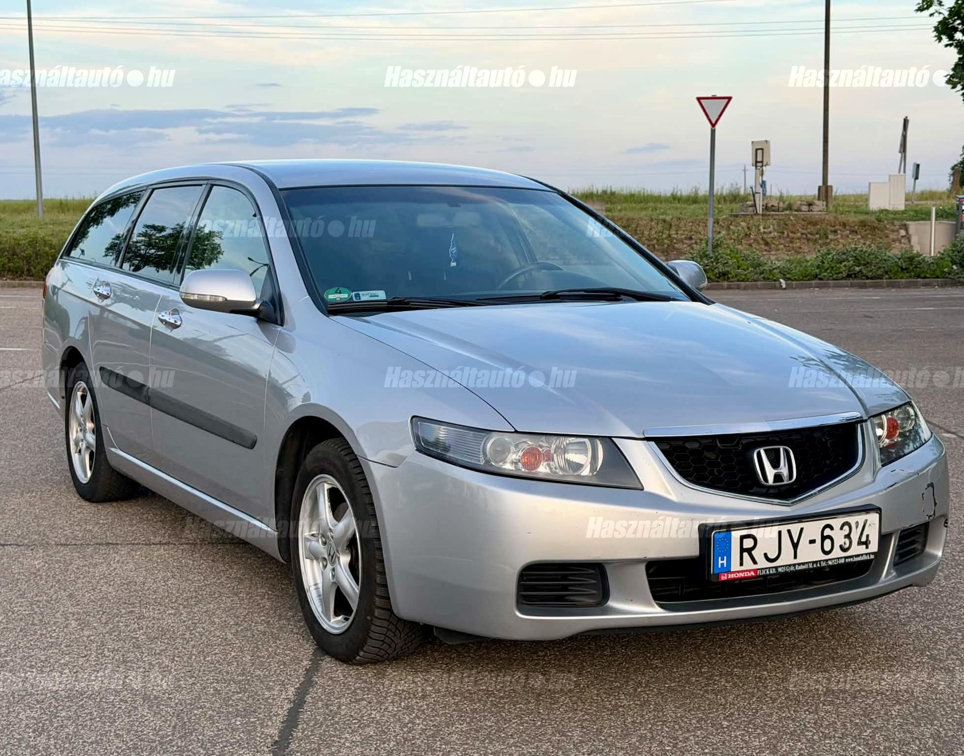 HONDA ACCORD 2003/9 - 1