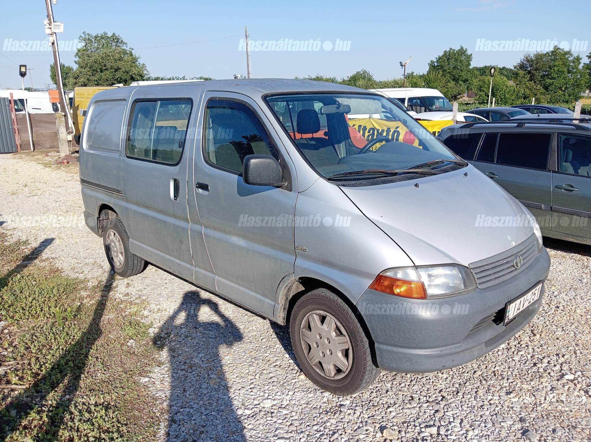 TOYOTA HIACE 2004/1 - 1