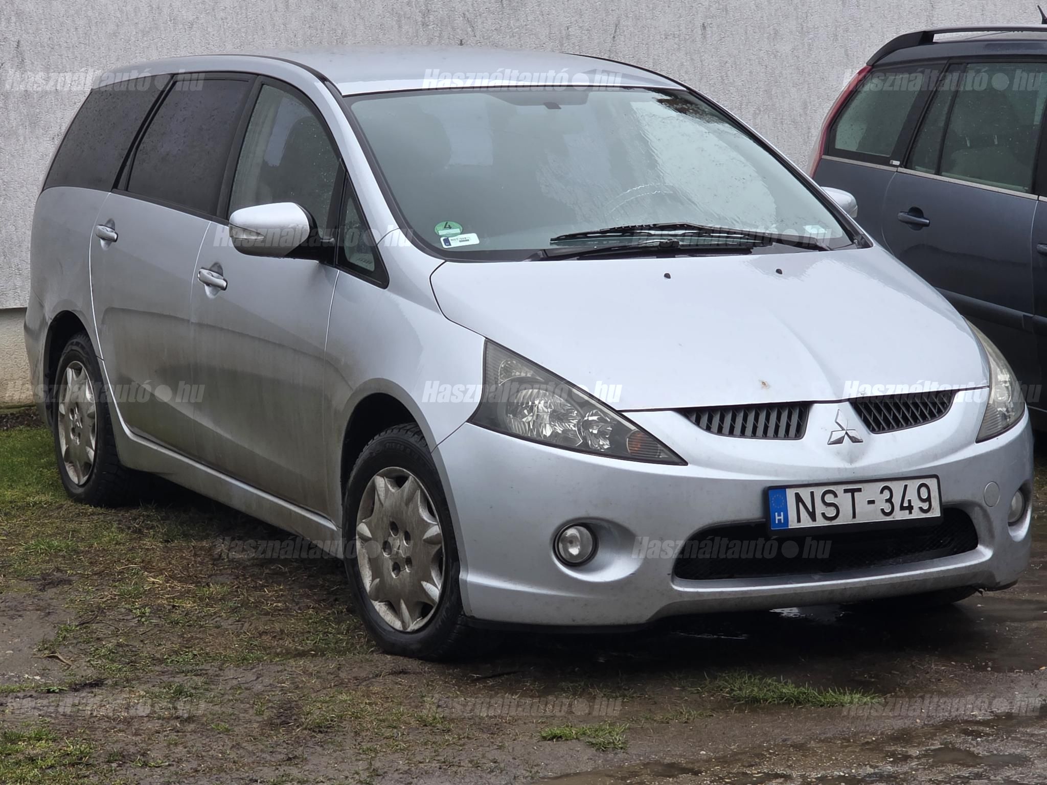 MITSUBISHI GRANDIS 2004/1 - 1
