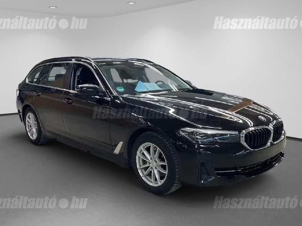 BMW 520 2022/12 - 1