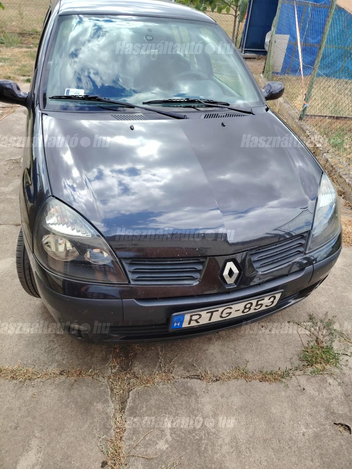 RENAULT CLIO 2004/5 - 1