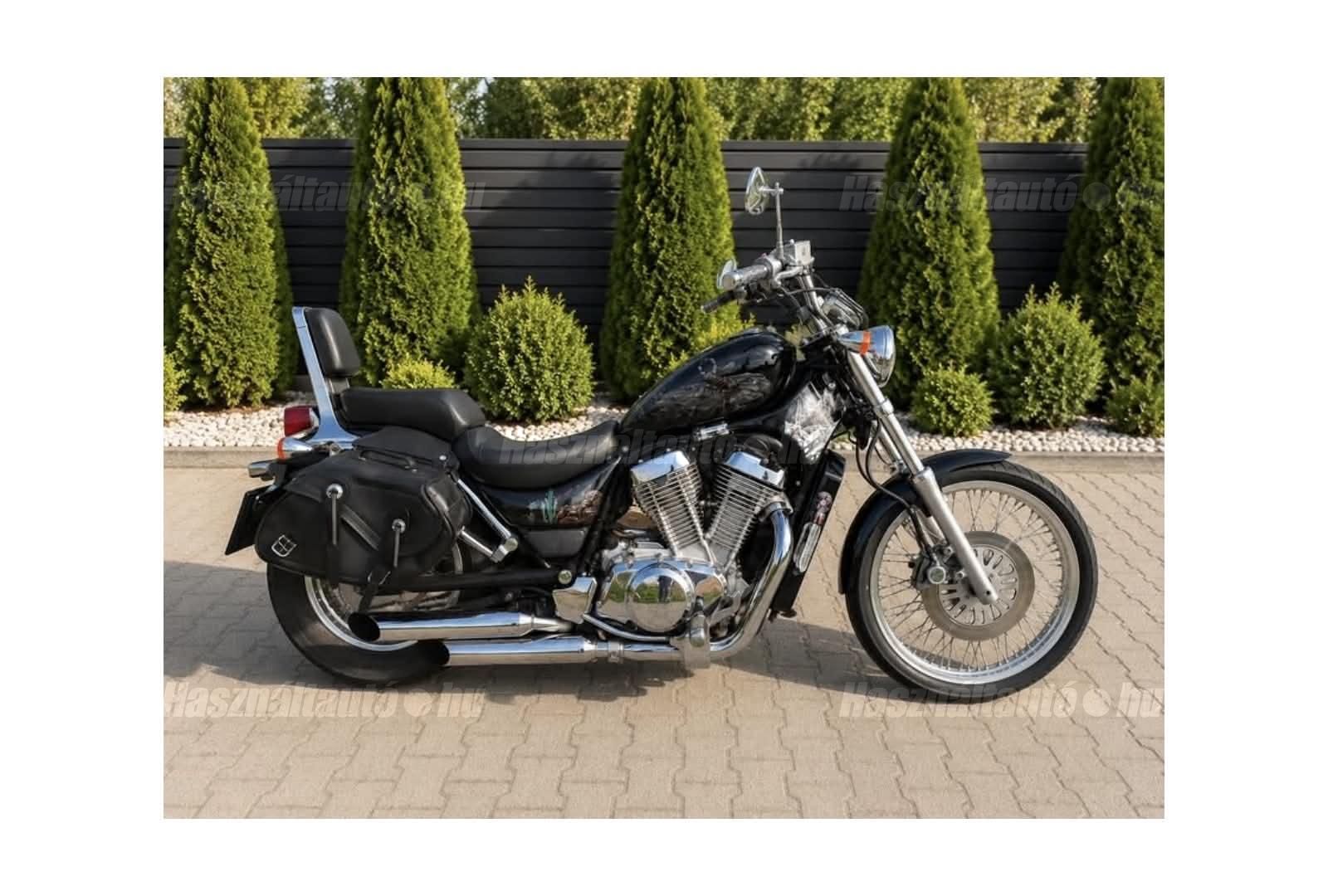 SUZUKI VS 600 (INTRUDER) 1995/12 - 1