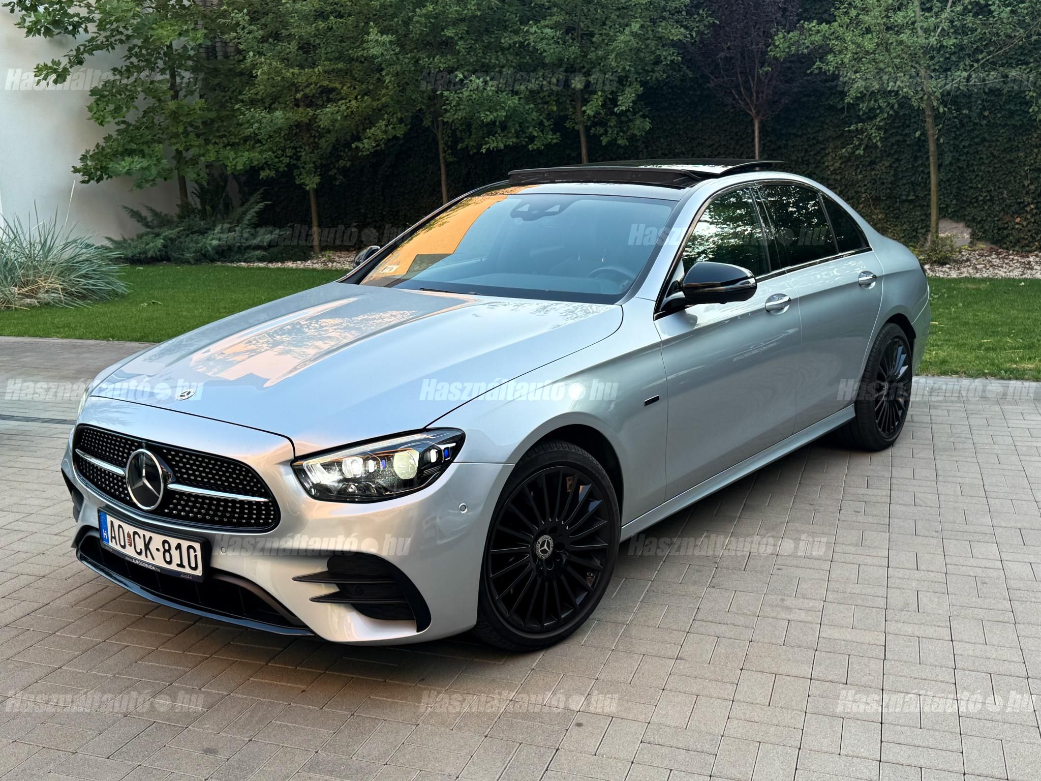 MERCEDES-BENZ E 300 2021/3 - 1