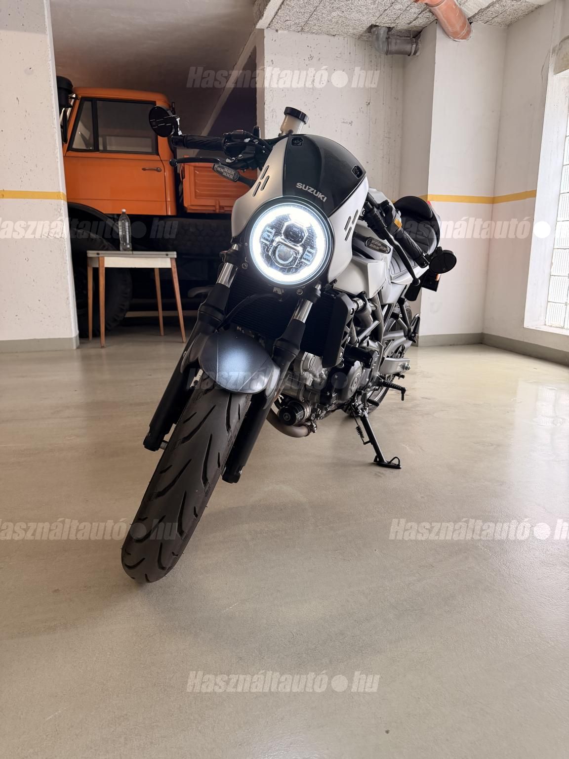 SUZUKI SV 650 X 2025/3 - 1