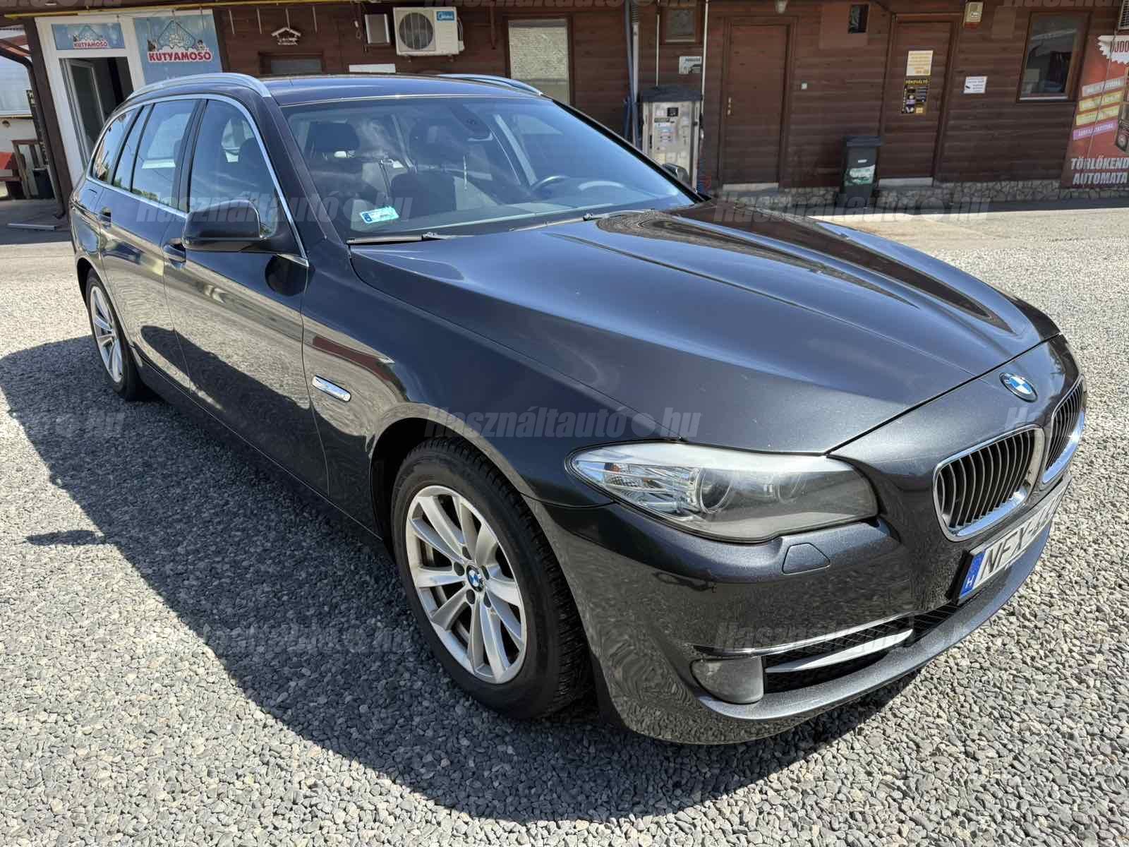 BMW 520 2011/11 - 1