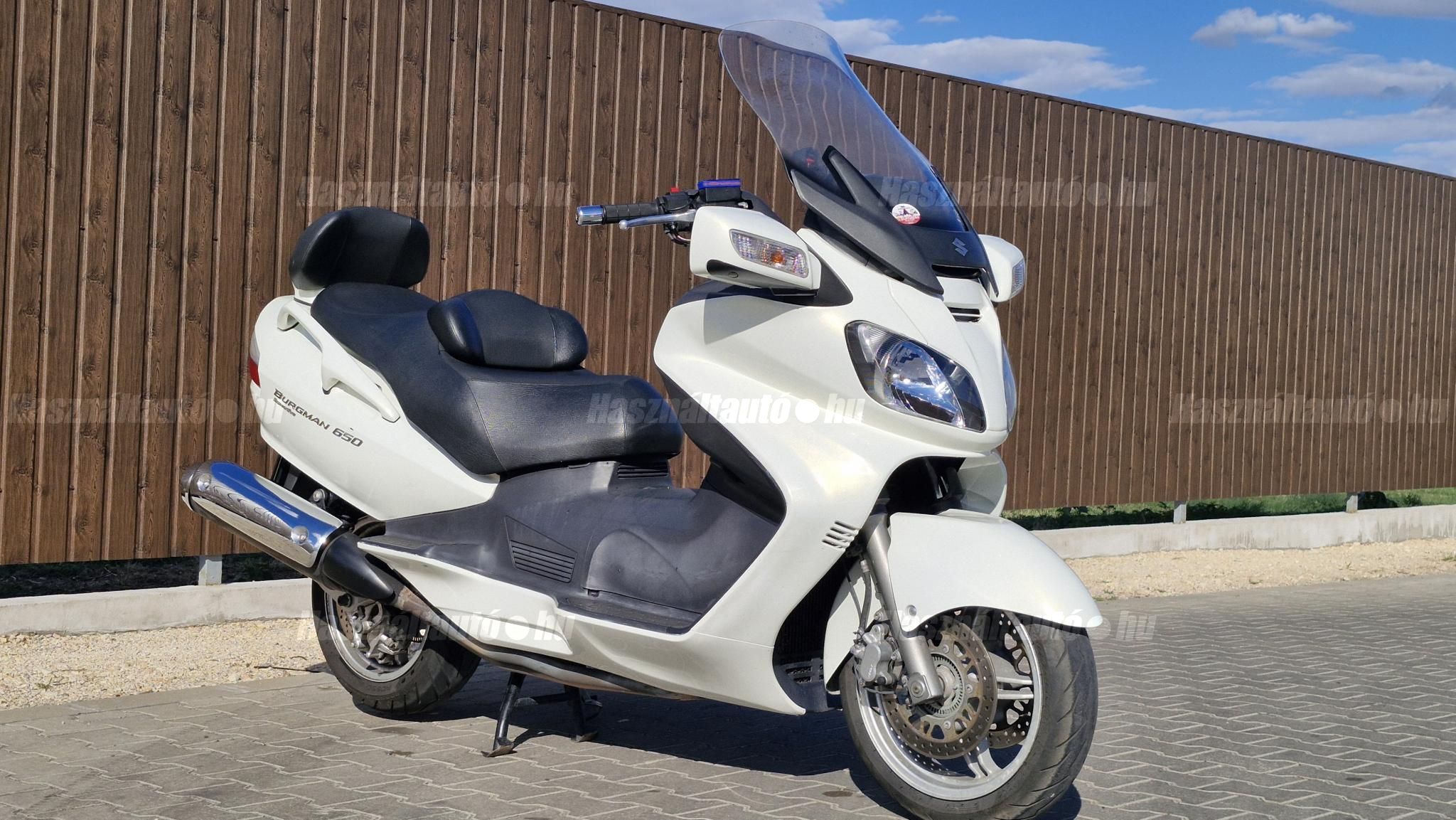 SUZUKI AN 650 BURGMAN 2010 - 1