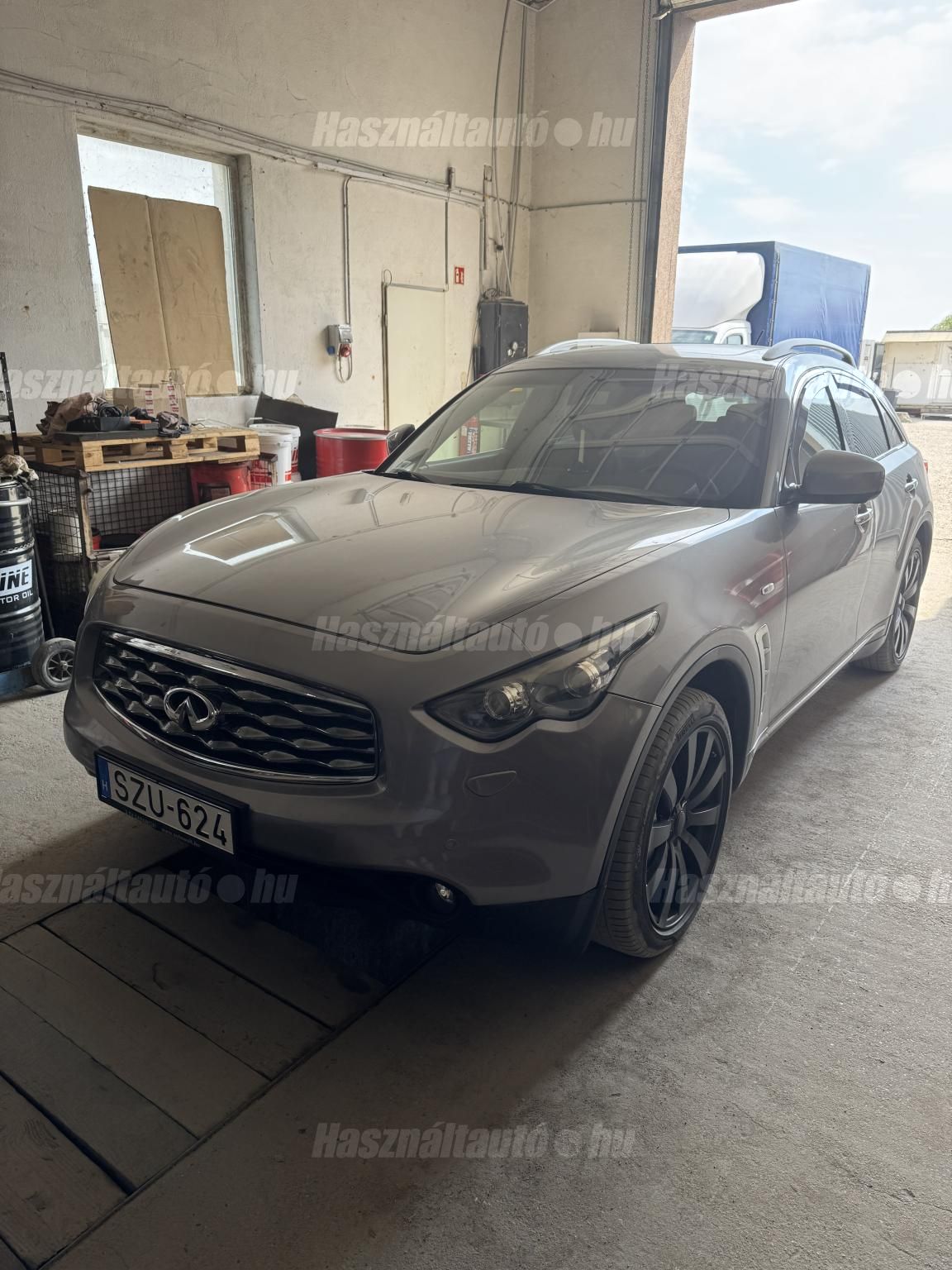 INFINITI FX 2012/3 - 1
