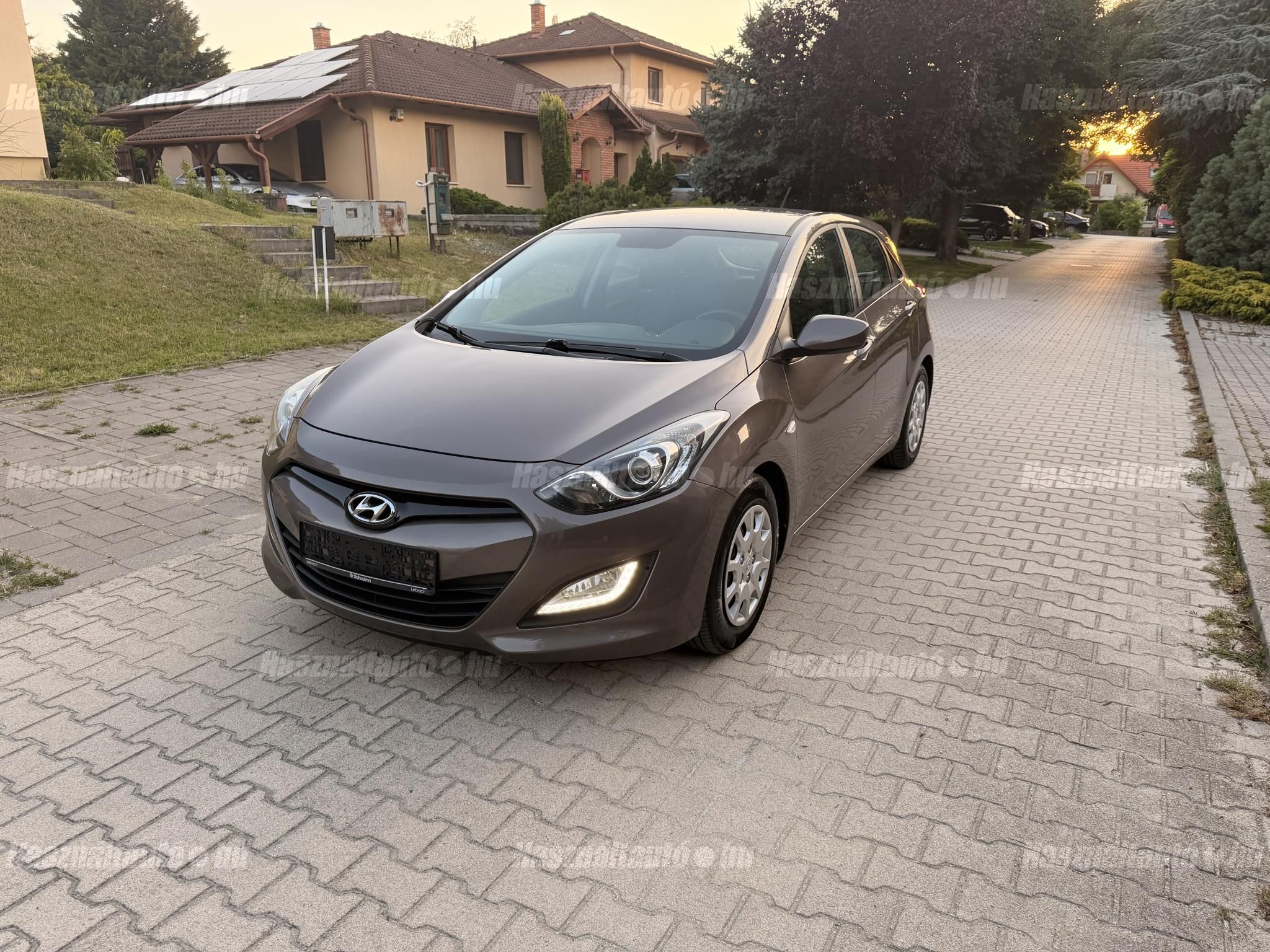 HYUNDAI I30 2013/4 - 1