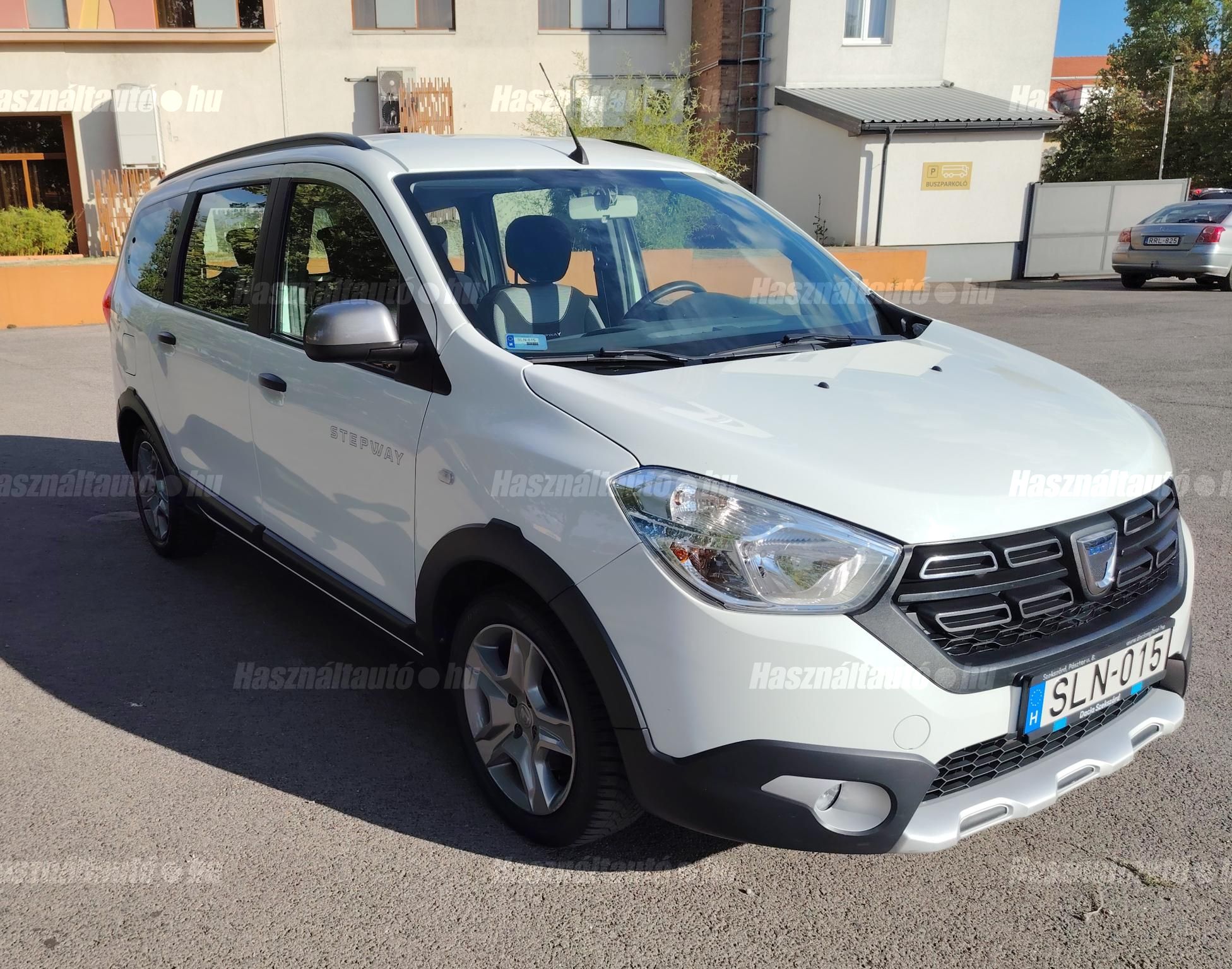 DACIA LODGY 2020/10 - 1