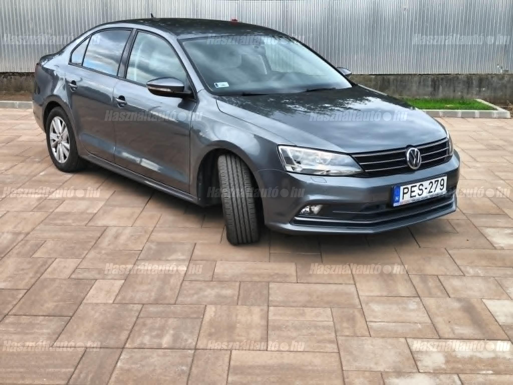 VOLKSWAGEN JETTA VI 2017/5 - 1