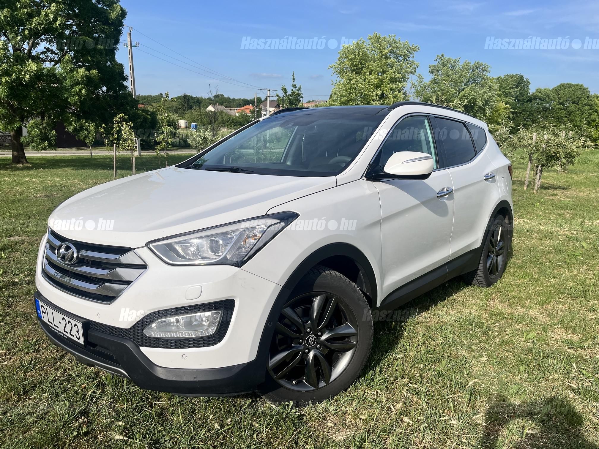HYUNDAI SANTA FE 2013/4 - 1