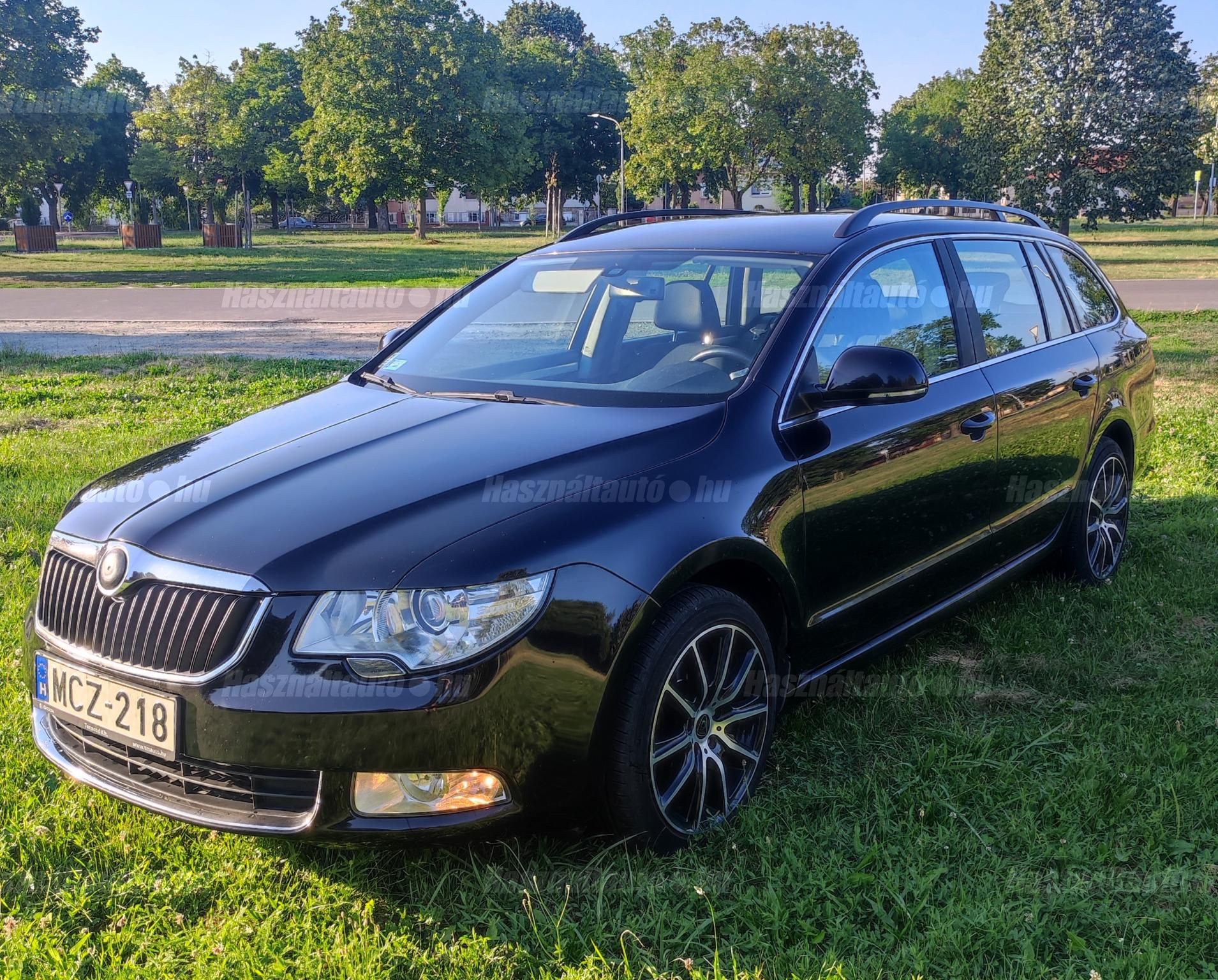SKODA SUPERB 2012/6 - 1