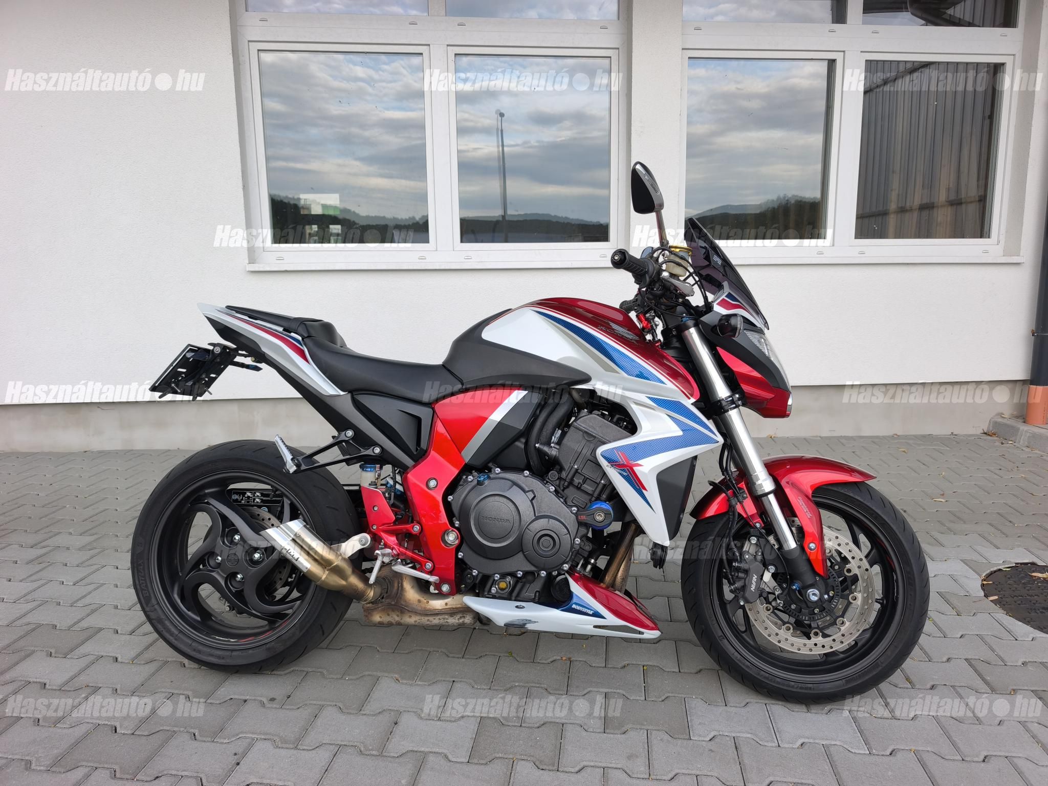 HONDA CB 1000 R+ ABS 2014/6 - 1