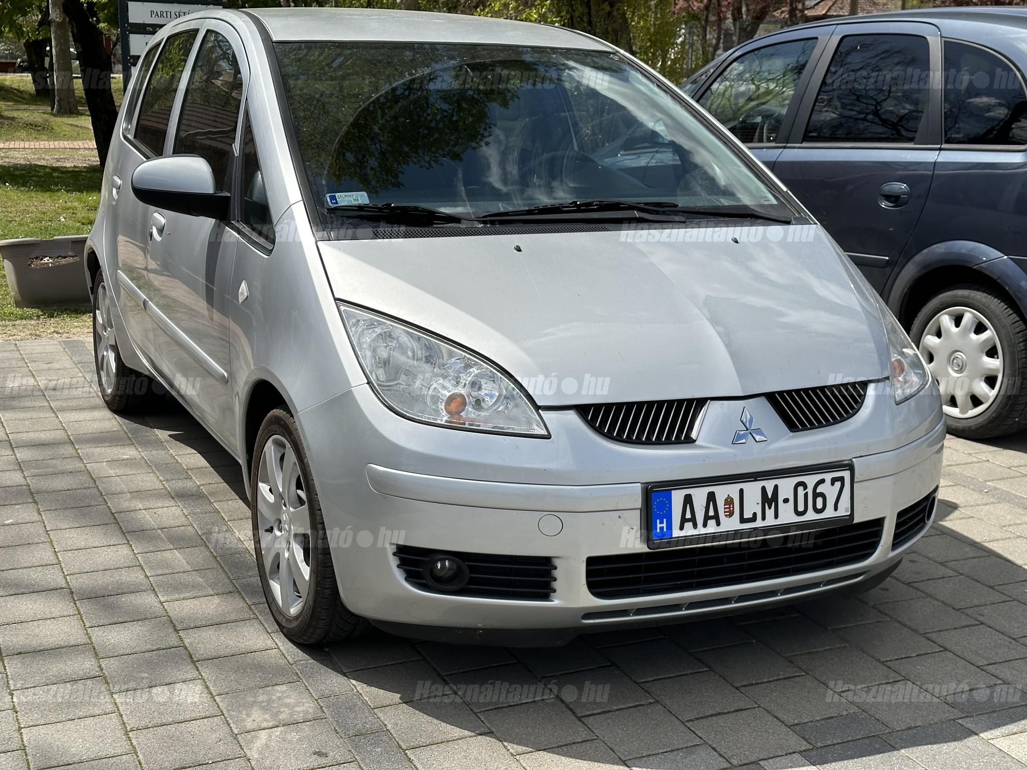 MITSUBISHI COLT 2007 - 1