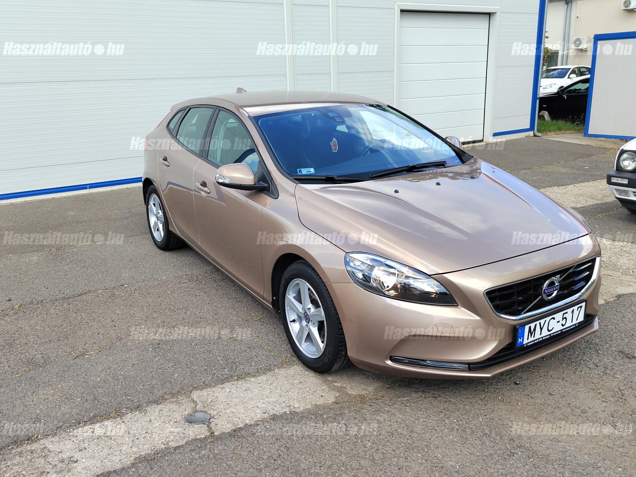 VOLVO V40 2014/11 - 1