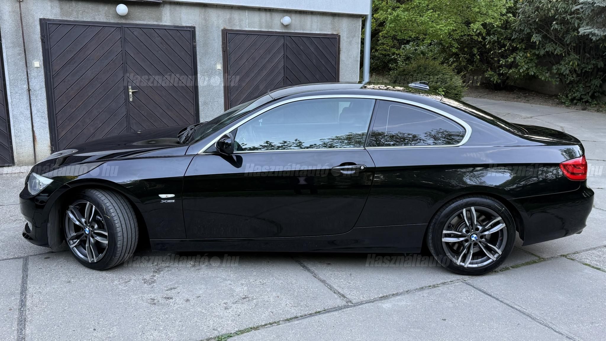 BMW 330 2011/10 - 1