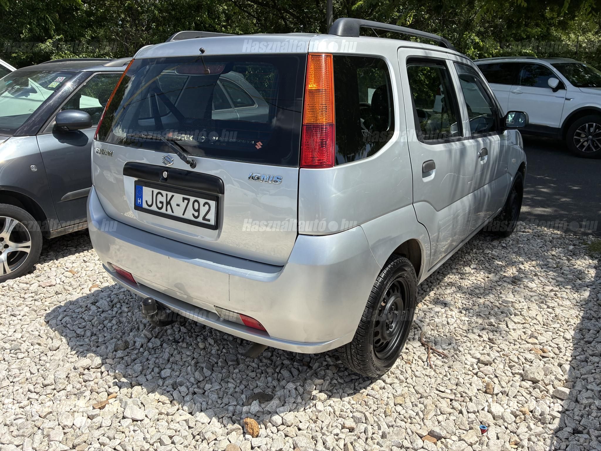 SUZUKI IGNIS 2004/5 - 1